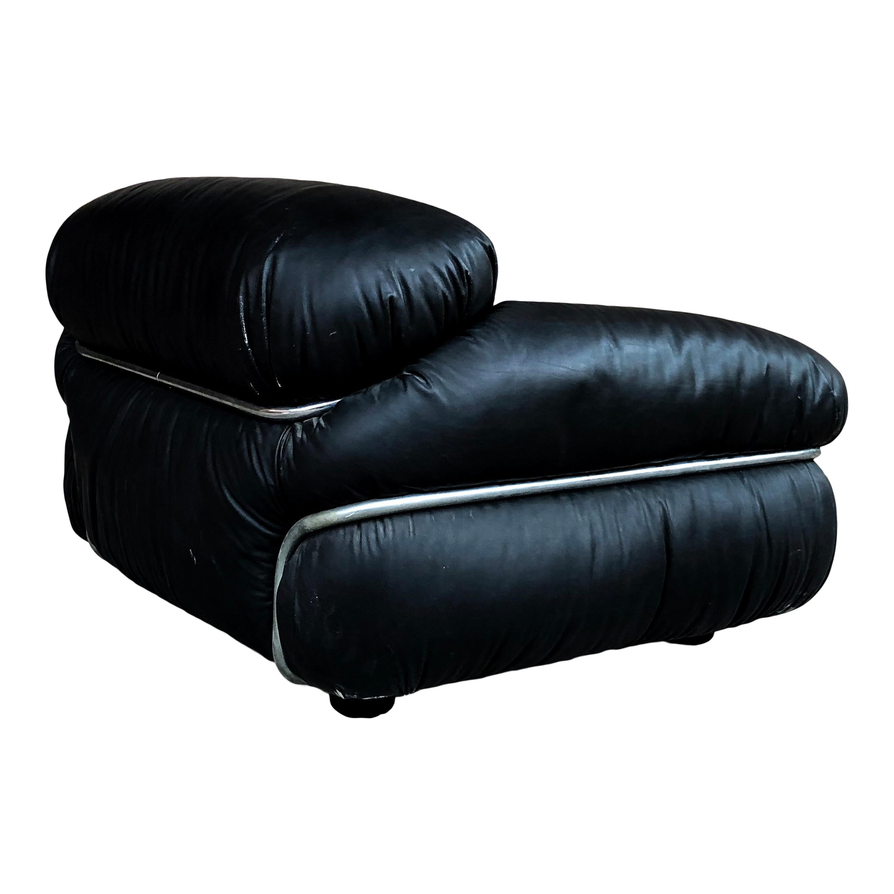 Sesann-Sessel aus schwarzem Leder von Gianfranco Frattini für Cassina, 1972, 2er-Set im Angebot 1
