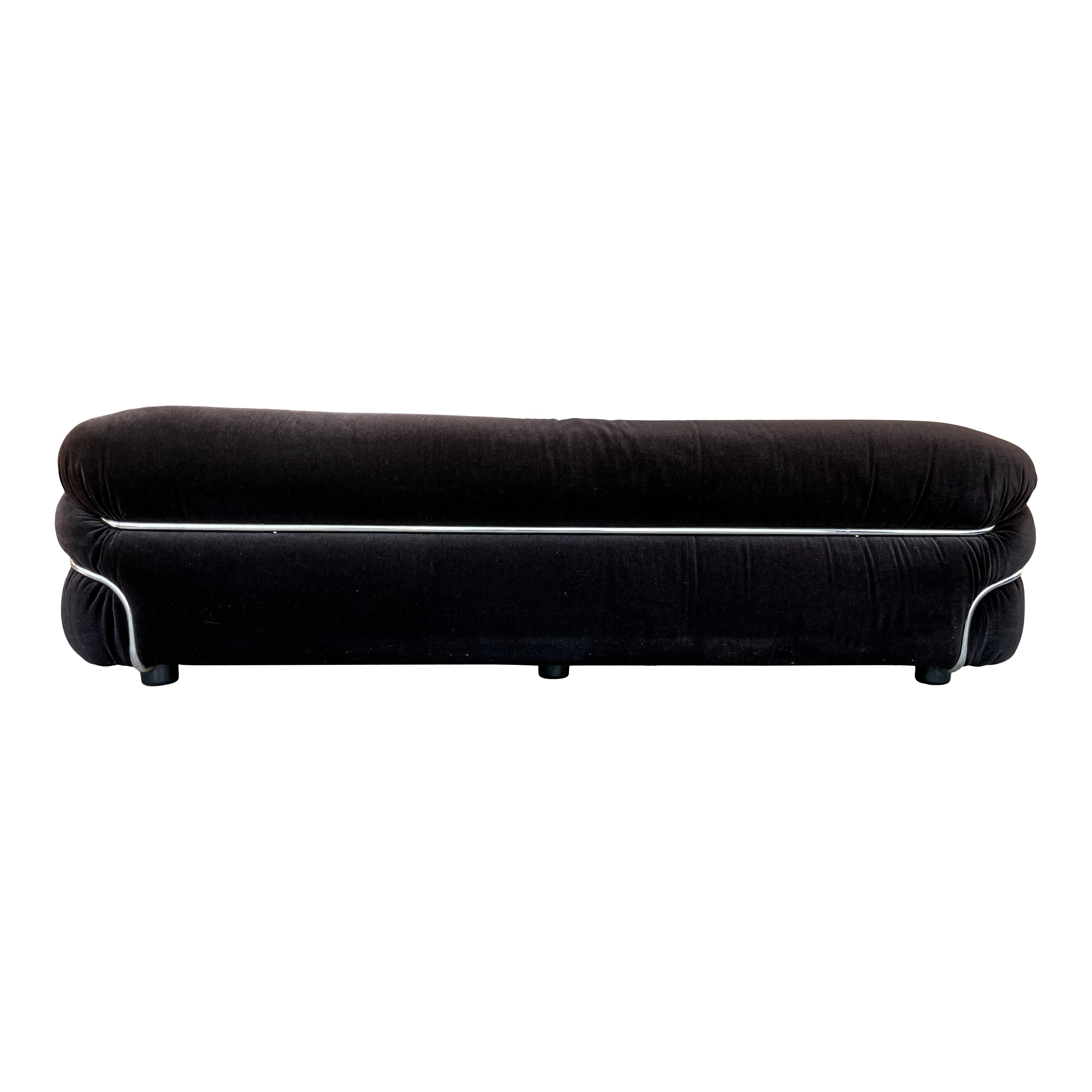 Sesann-Wohnzimmerset aus braunem Alpaka-Samt von Gianfranco Frattini für Cassina, 1972 im Zustand „Gut“ in Vicenza, IT