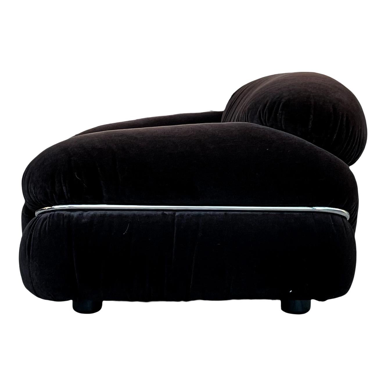 Fin du 20e siècle Gianfranco Frattini Chaise longue en velours Brown pour Cassina, 1972 en vente