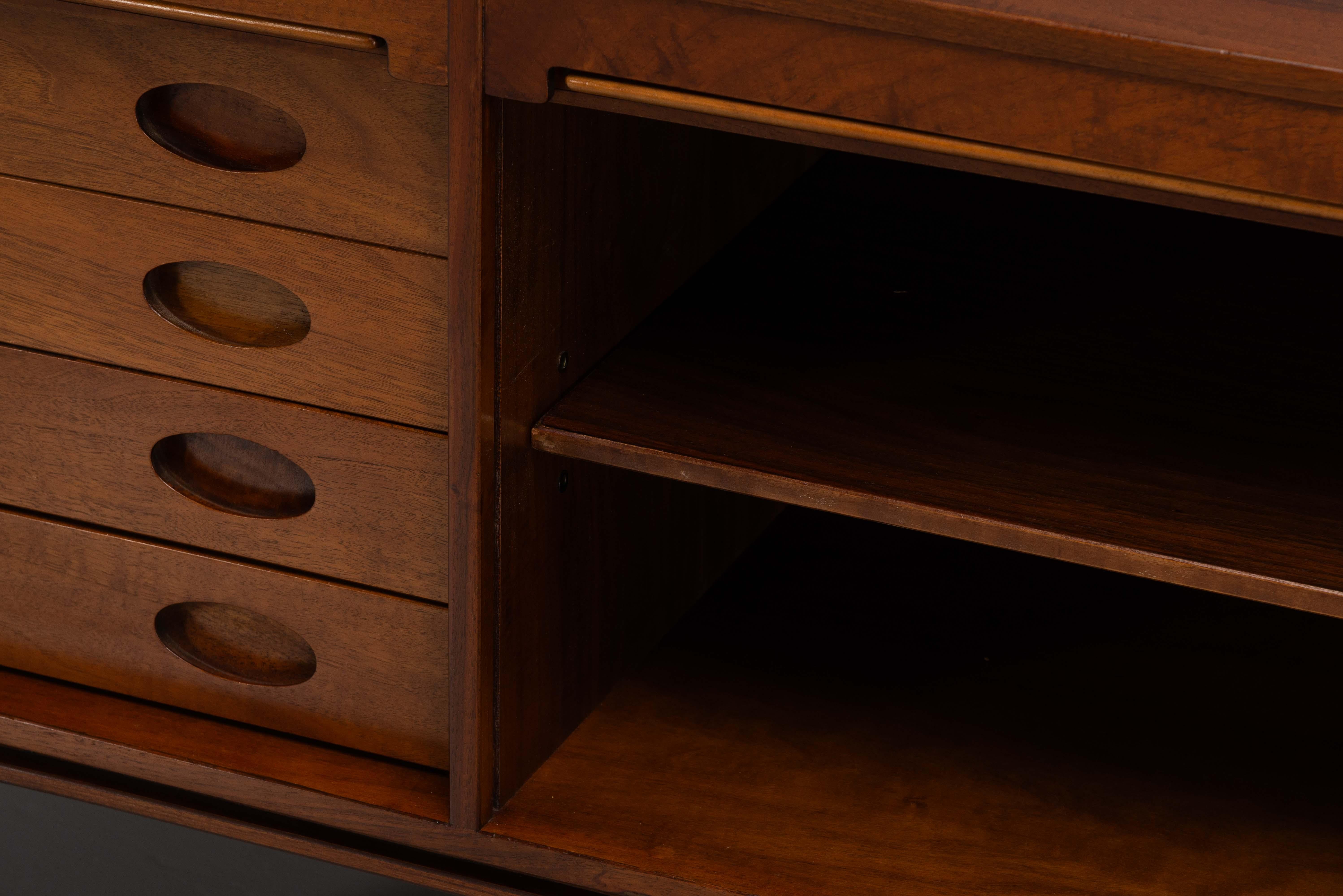 Meuble de rangement Gianfranco frattini de Bernini Italie 1957 en vente 8