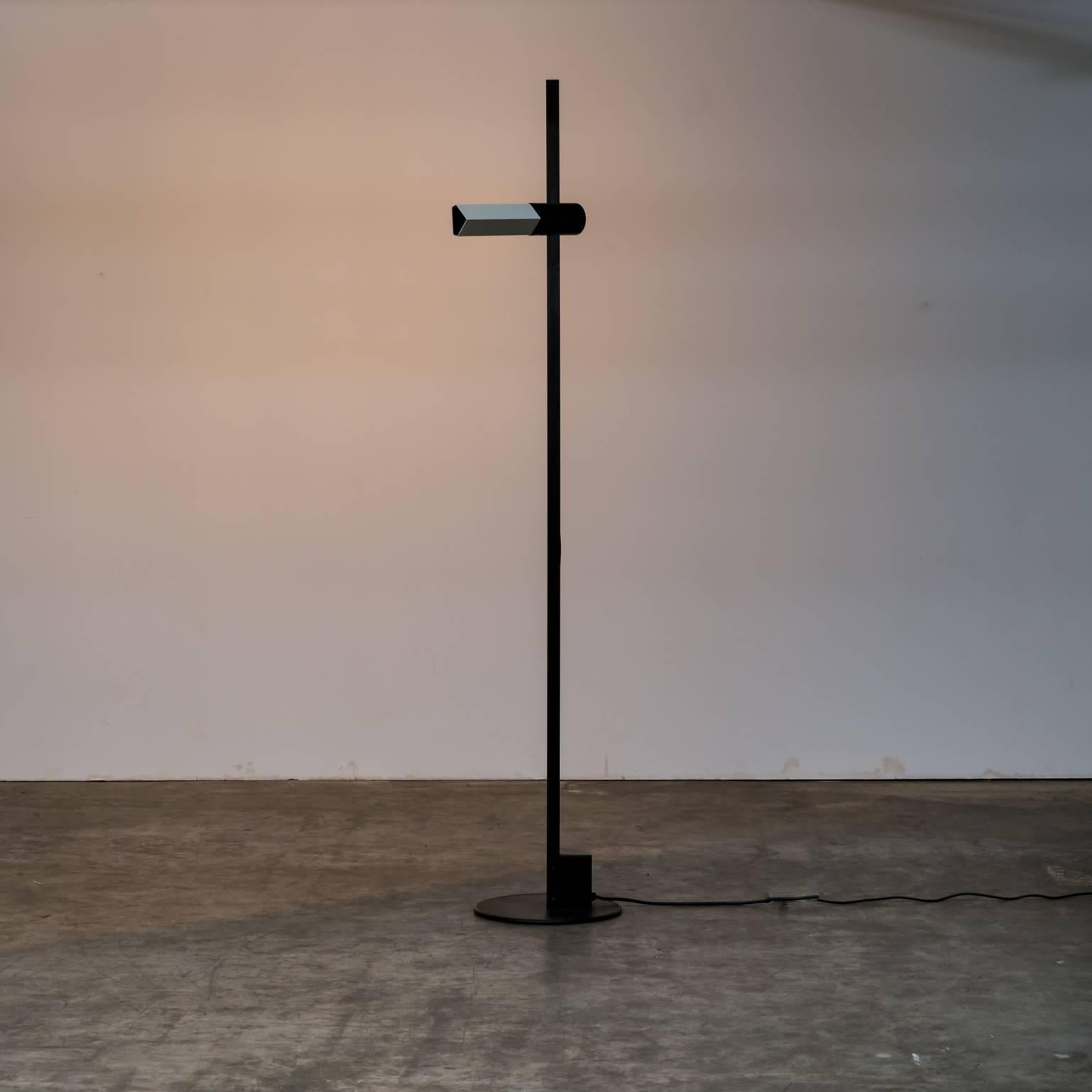 Italian Gianfranco Frattini ‘Caltha’ Adjustable Floor Lamp for Luci For Sale