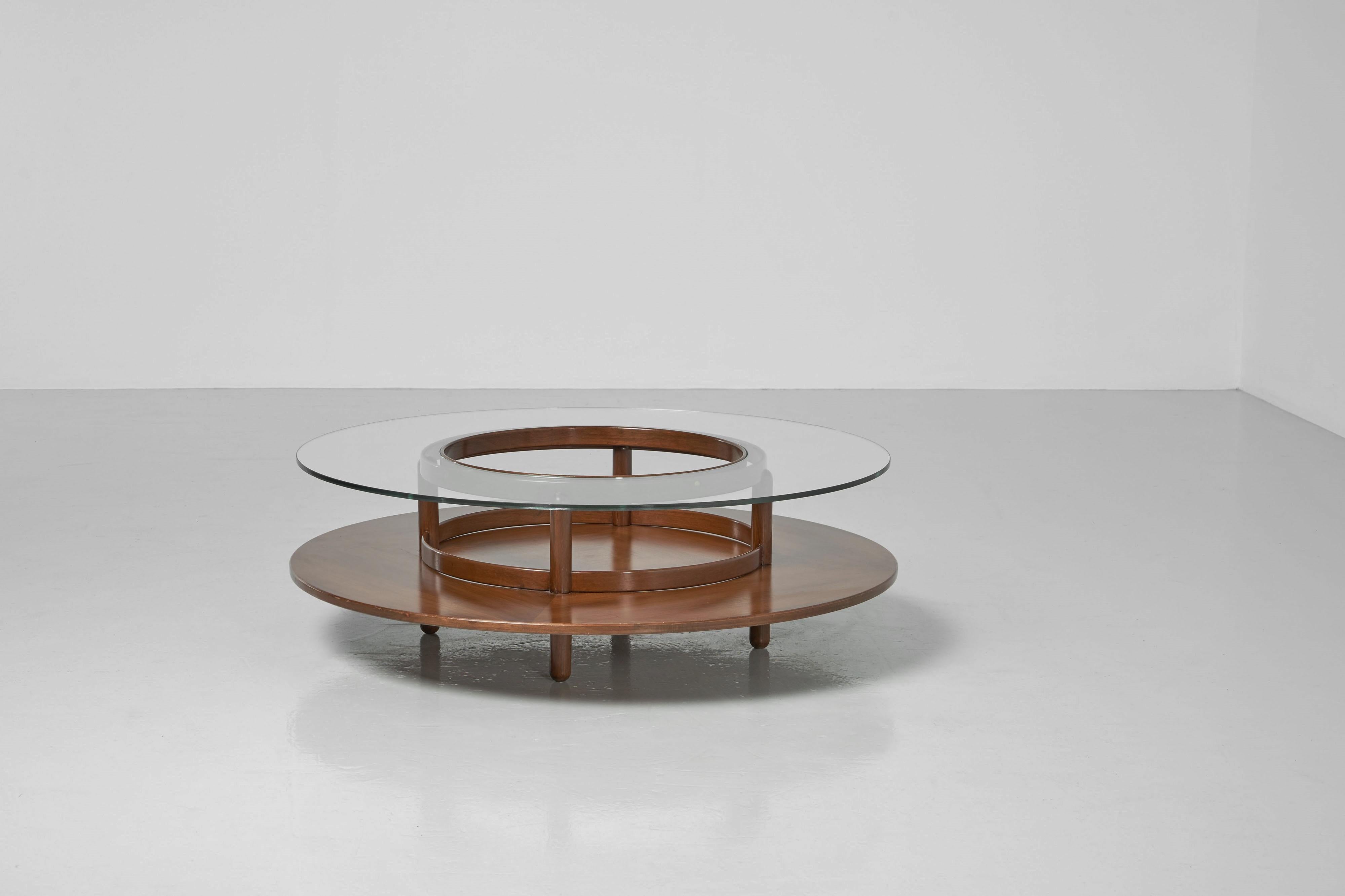 Mid-Century Modern Gianfranco Frattini coffee table Cassina Italy 1960 For Sale
