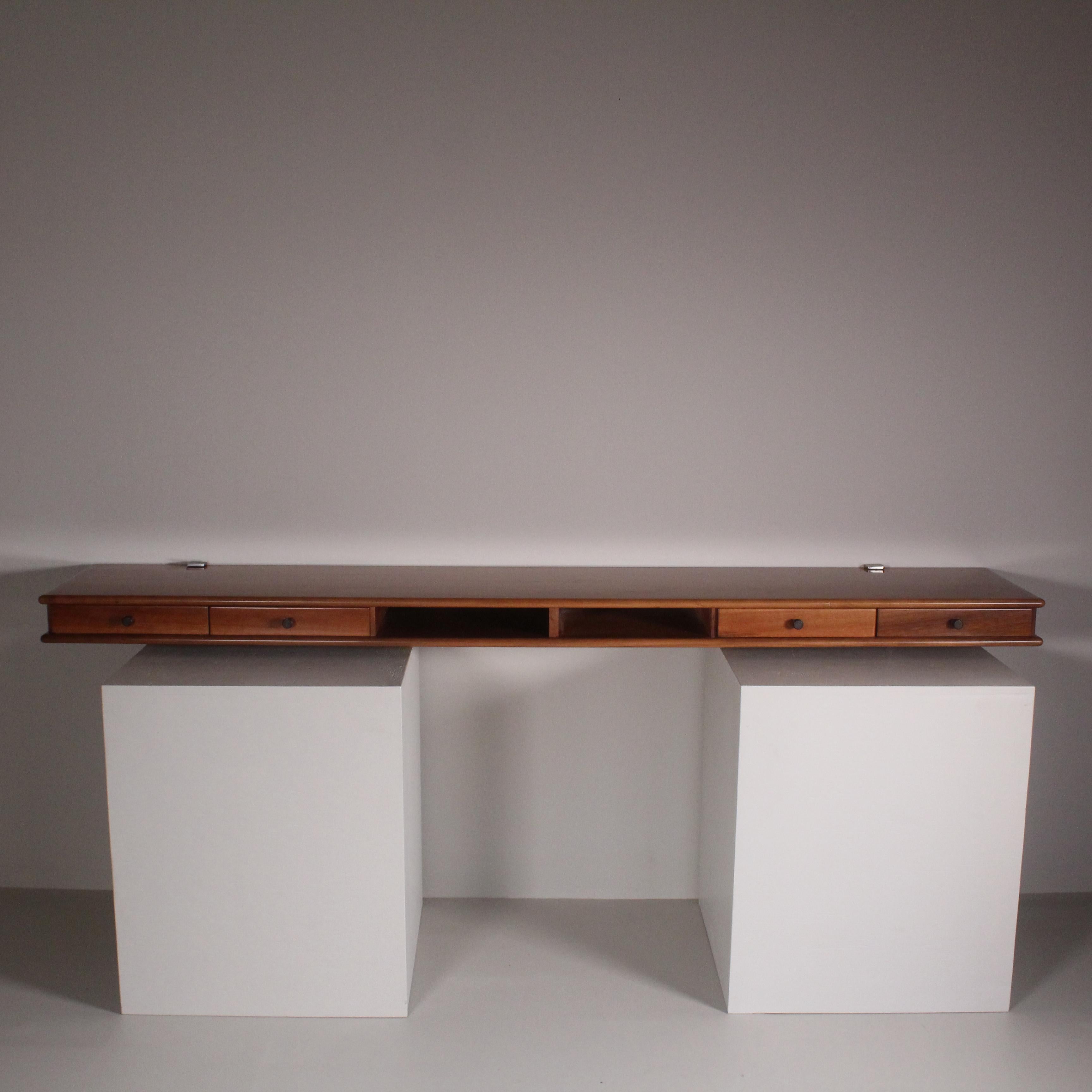 Gianfranco Frattini, Console table, 1960 For Sale 3