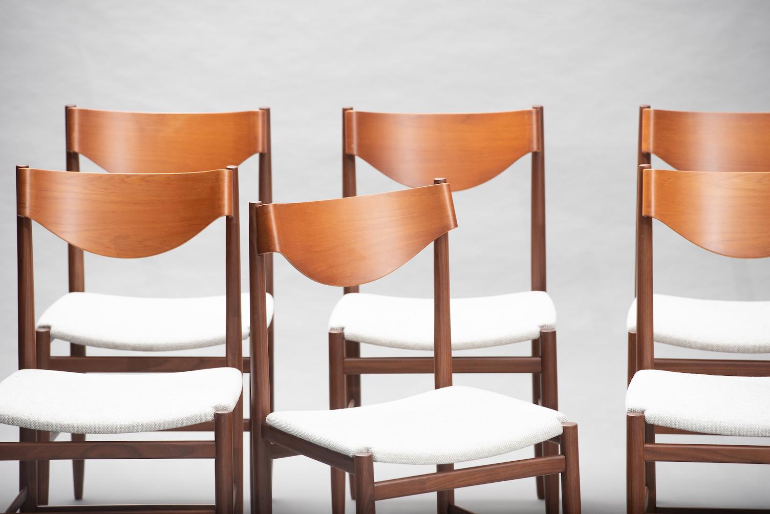 Gianfranco Frattini Dining Chairs for Cassina 1