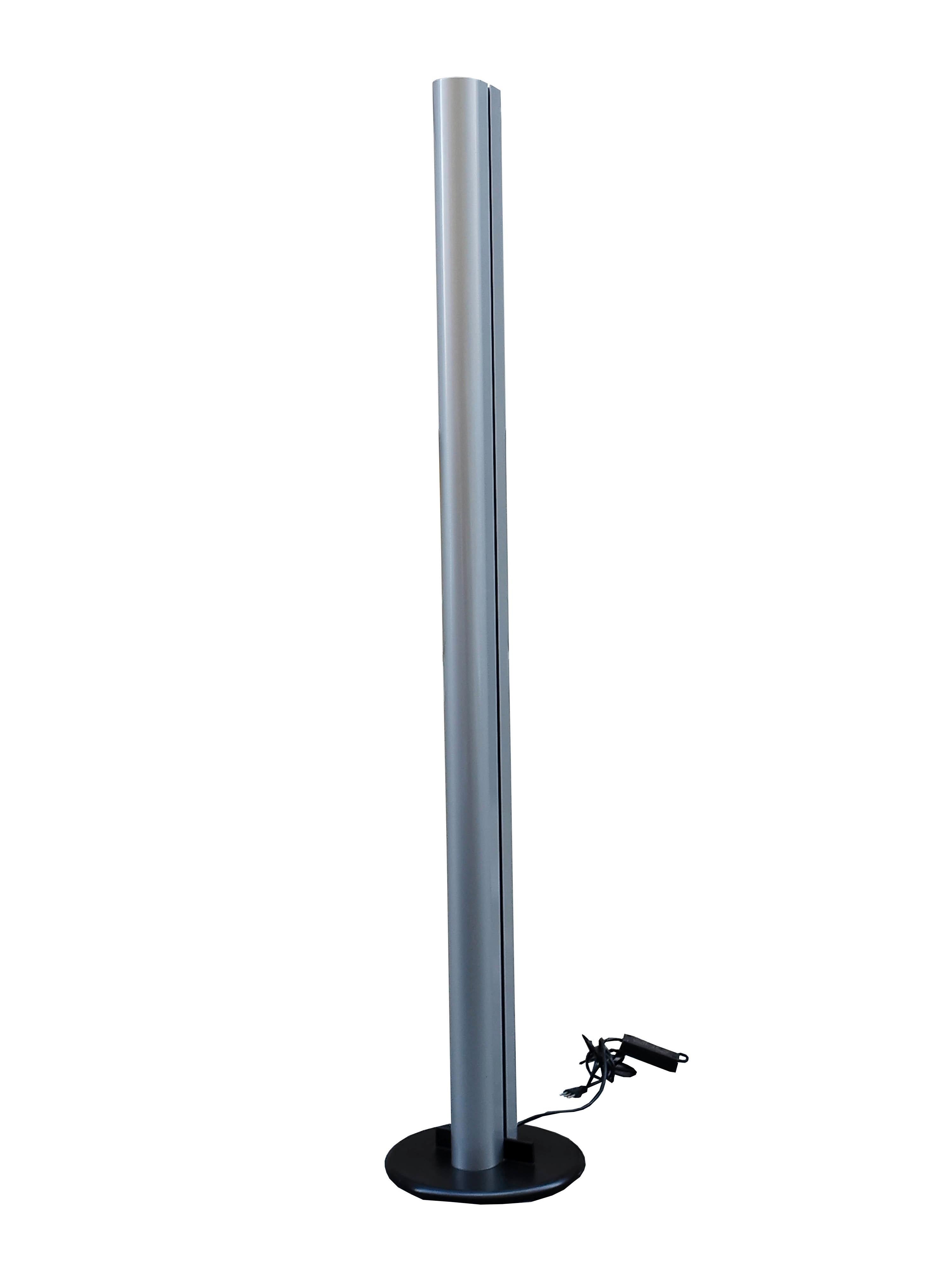 Floor lamp model Megaron by Gianfranco Frattini for Artemide in, grey laquered metal.