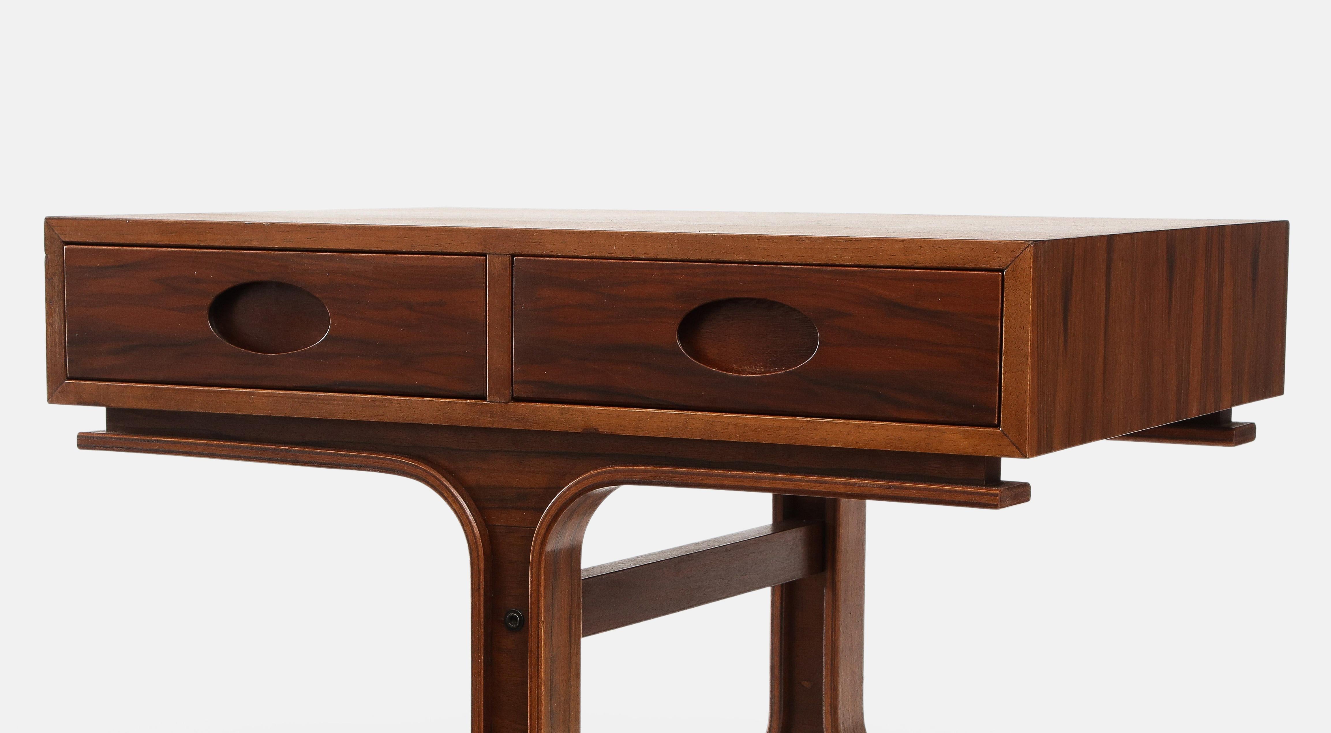 Gianfranco Frattini for Bernini Pair of Rosewood Side or Bedside Tables, 1950s 7