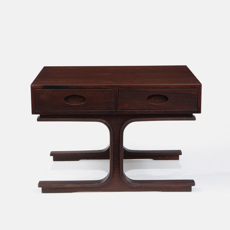 Gianfranco Frattini for Bernini Pair of Rosewood Side or Bedside Tables, 1950s For Sale 5