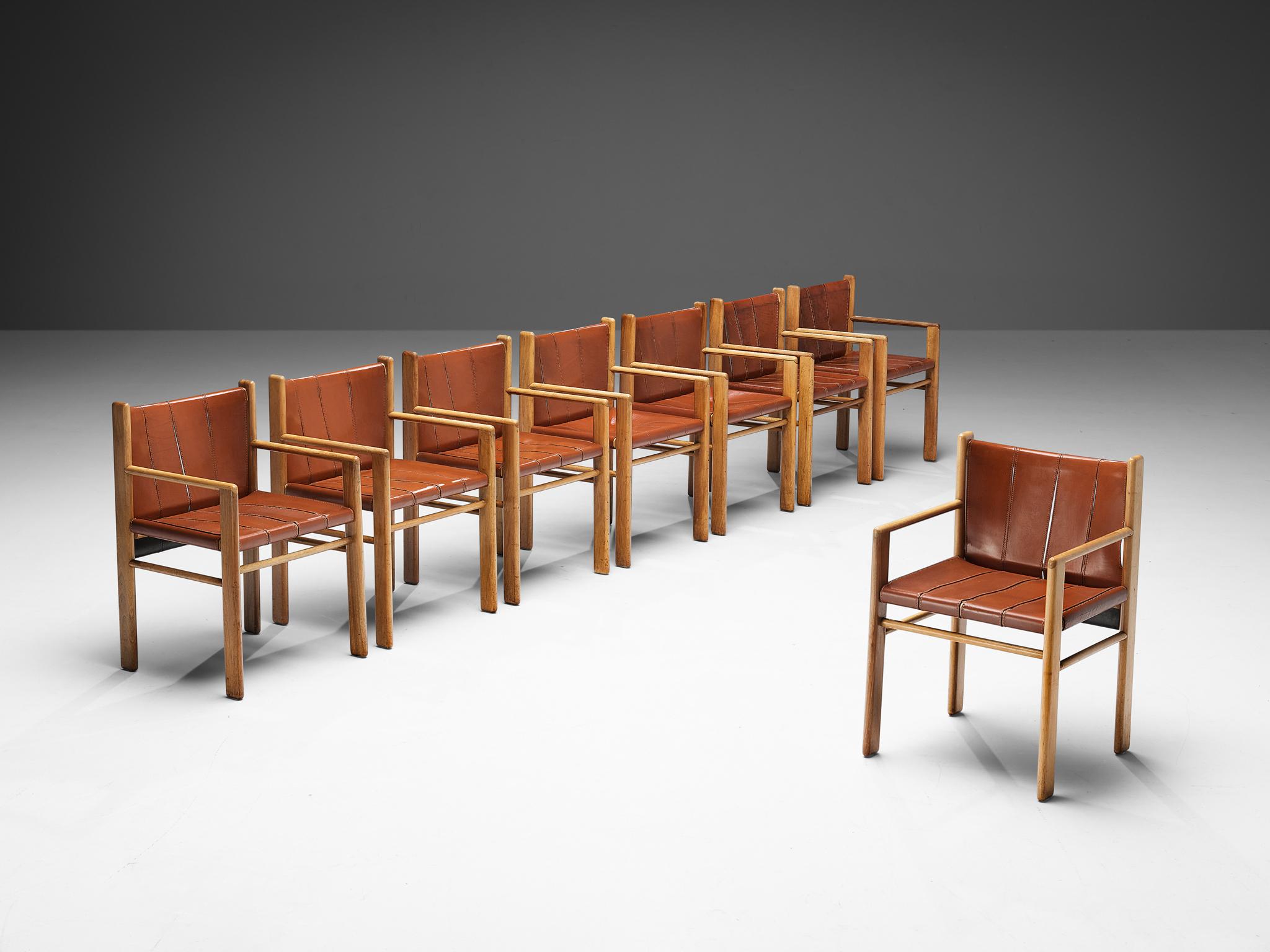 Gianfranco Frattini for Bernini Set of Eight Armchairs in Leather and Walnut 4