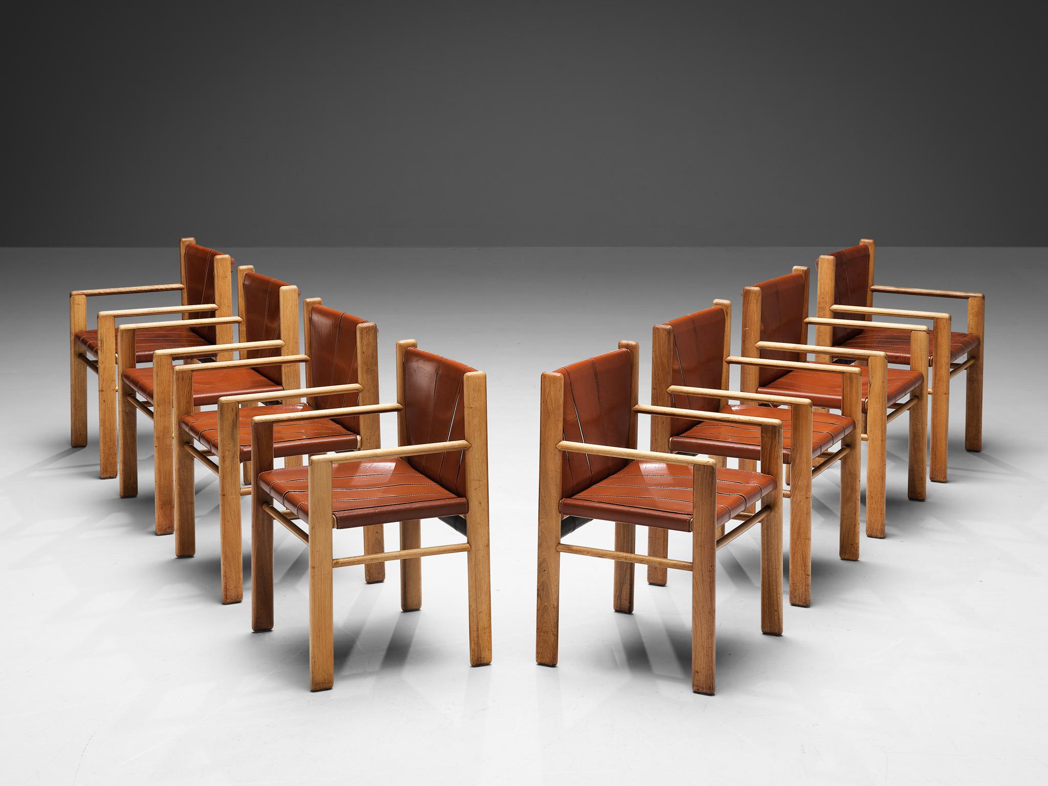 Gianfranco Frattini for Bernini, set of eight armchairs model ‘831’, leather, walnut, 1981 

This delicate set of eight armrests is designed by the Italian master Gianfranco Frattini for Bernini. The whole unit is characterized by a splendid