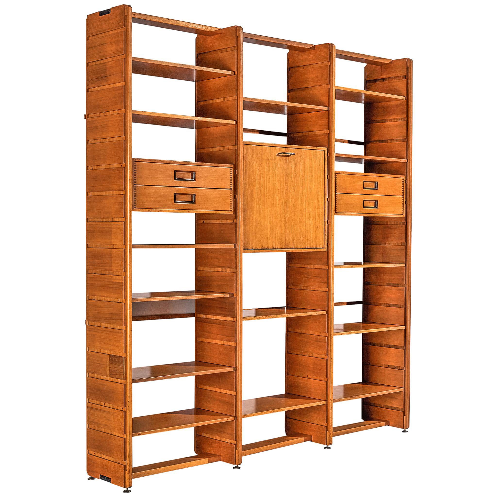 Gianfranco Frattini for Cantieri Carugati Large Library in Walnut For Sale