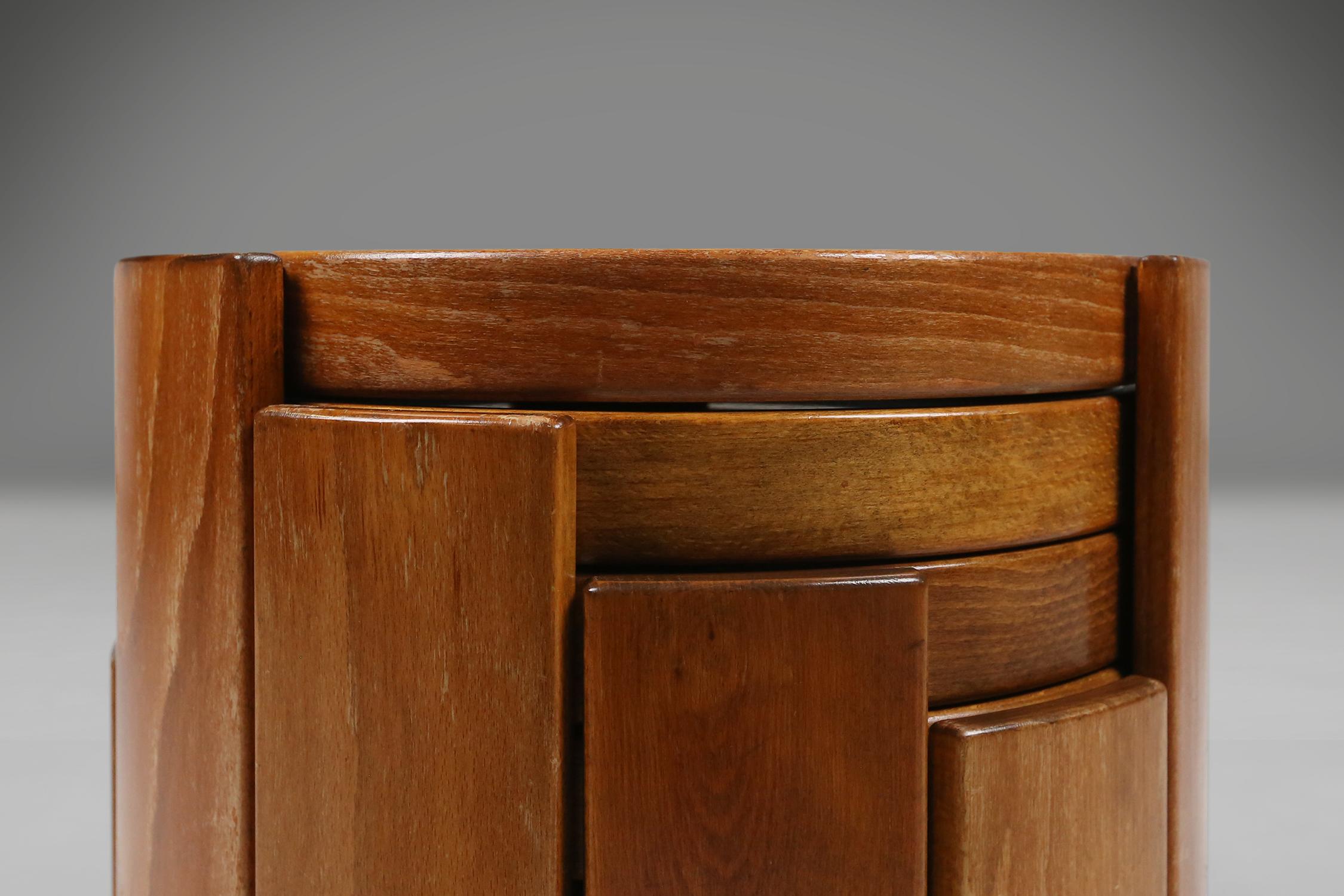 Gianfranco Frattini for Casina, Italy, 1966, early edition wooden nesting tables For Sale 4