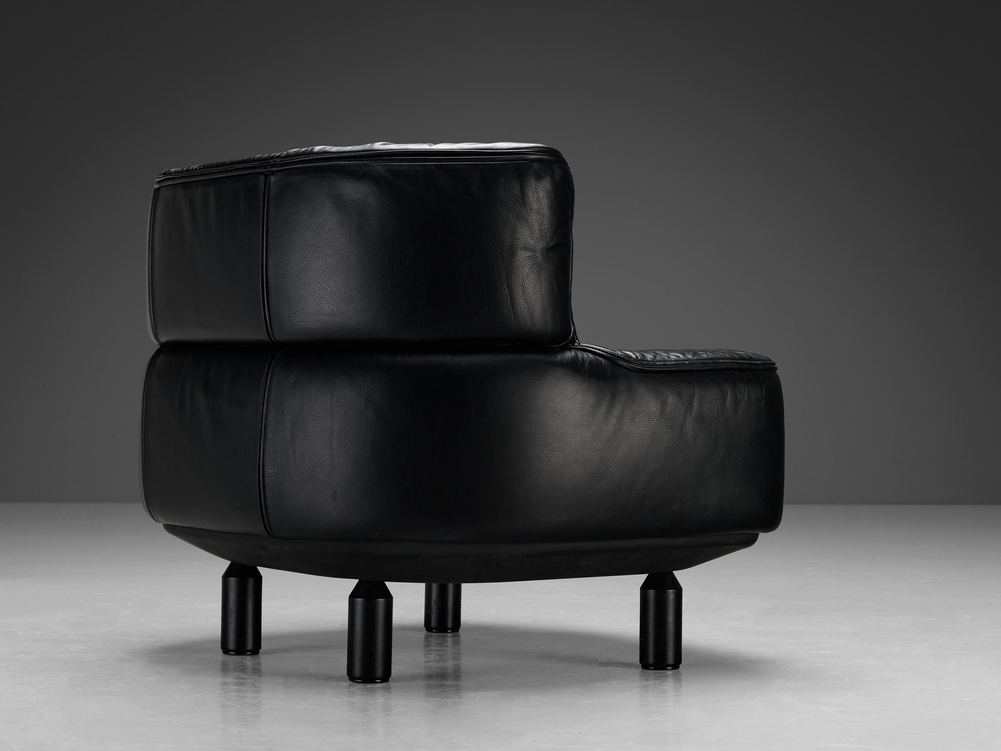 Gianfranco Frattini for Cassina 'Bull' Lounge Chair in Black Leather  In Good Condition For Sale In Waalwijk, NL