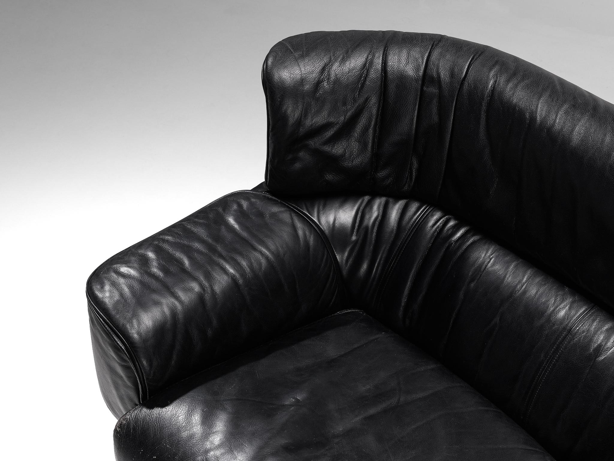 Gianfranco Frattini for Cassina 'Bull' Sofa in Black Leather For Sale 3