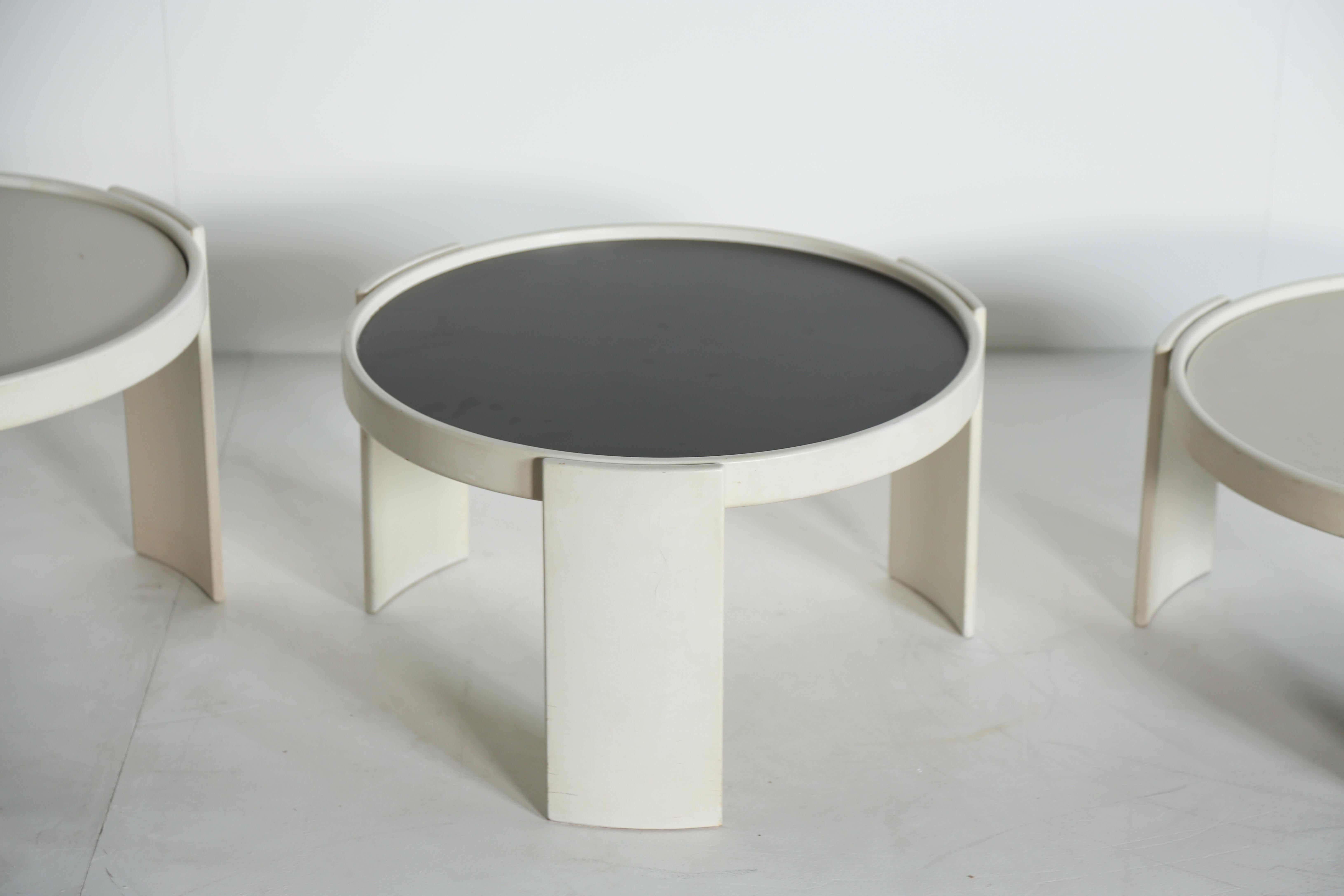 Gianfranco Frattini for Cassina Large Nesting / Stacking Tables, Italy, 1970s For Sale 6