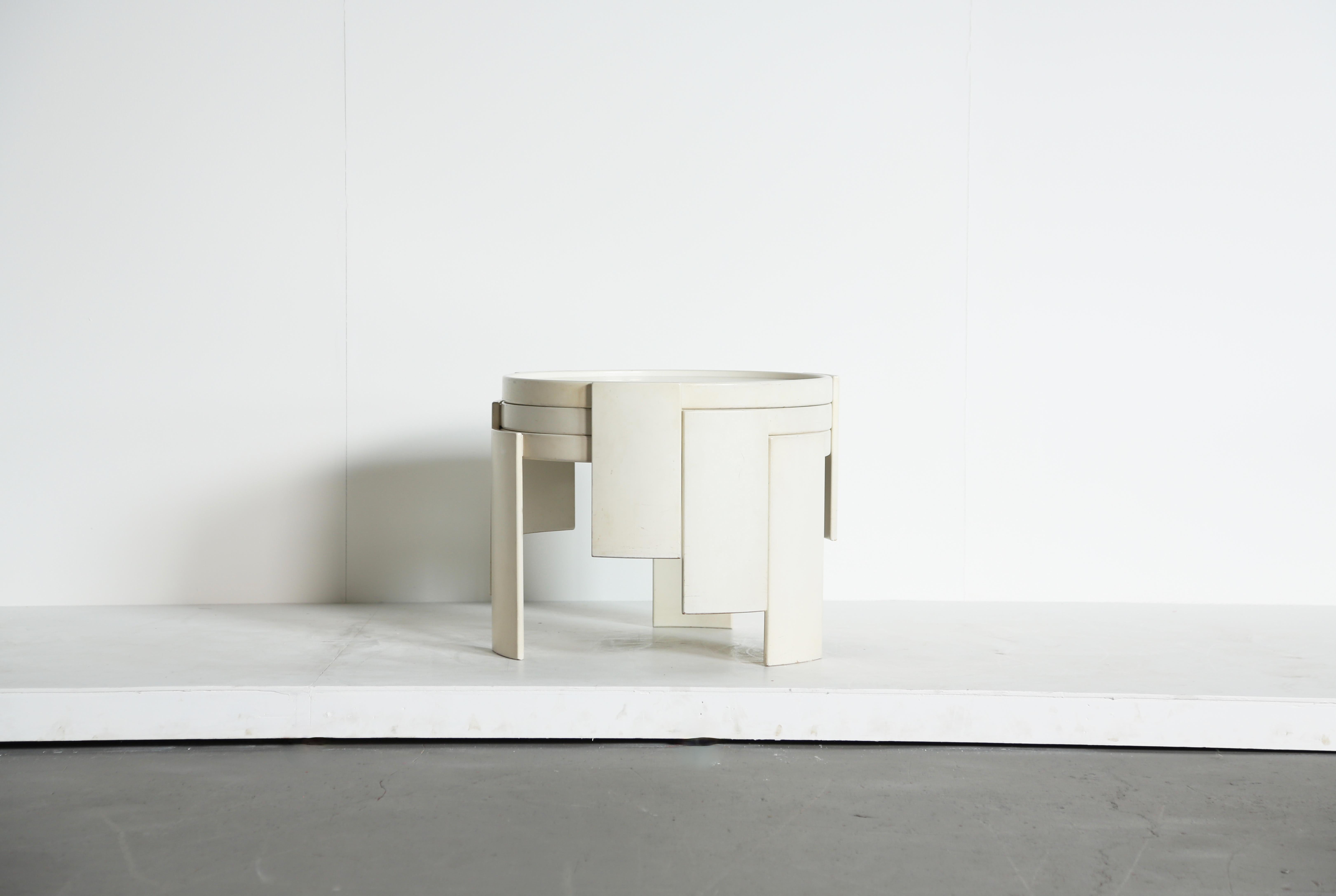 20th Century Gianfranco Frattini for Cassina Large Nesting / Stacking Tables, Italy, 1970s For Sale