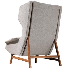 Silla Lounge Gianfranco Frattini para Cassina en lana gris y nogal