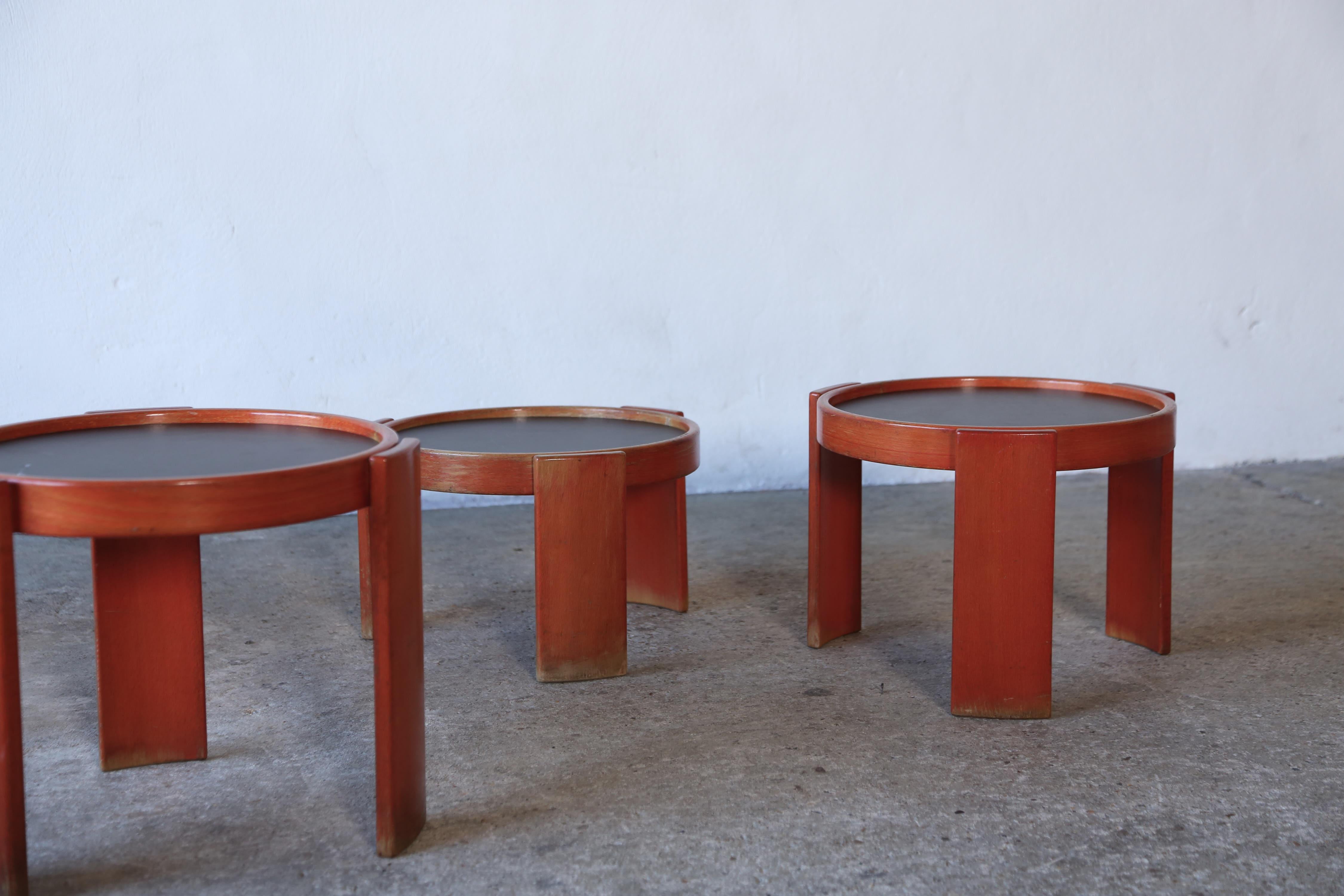 Gianfranco Frattini for Cassina Nesting / Stacking Tables, Italy, 1970s For Sale 3
