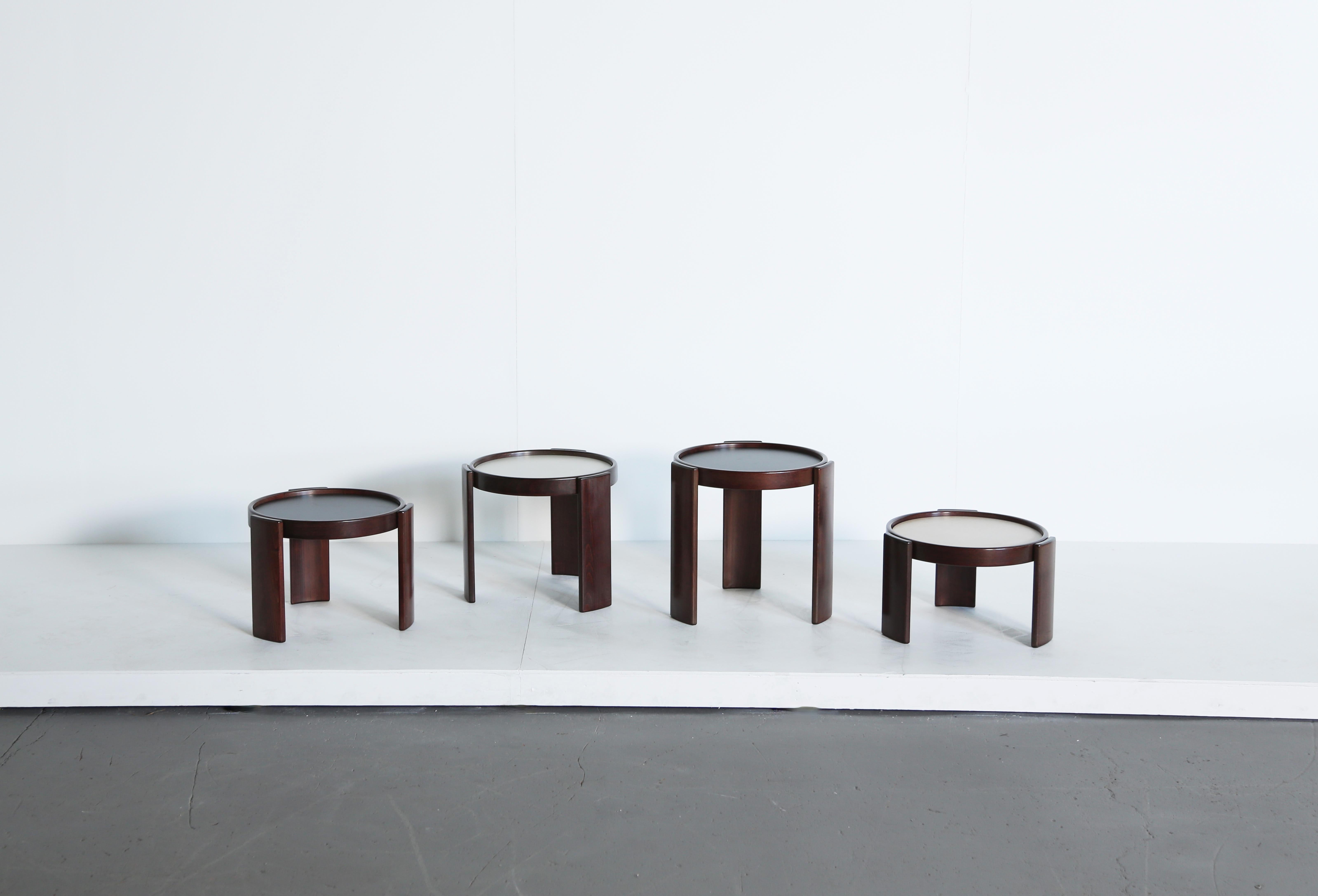 Gianfranco Frattini for Cassina Nesting / Stacking Tables, Italy, 1970s In Good Condition In LEWES, GB