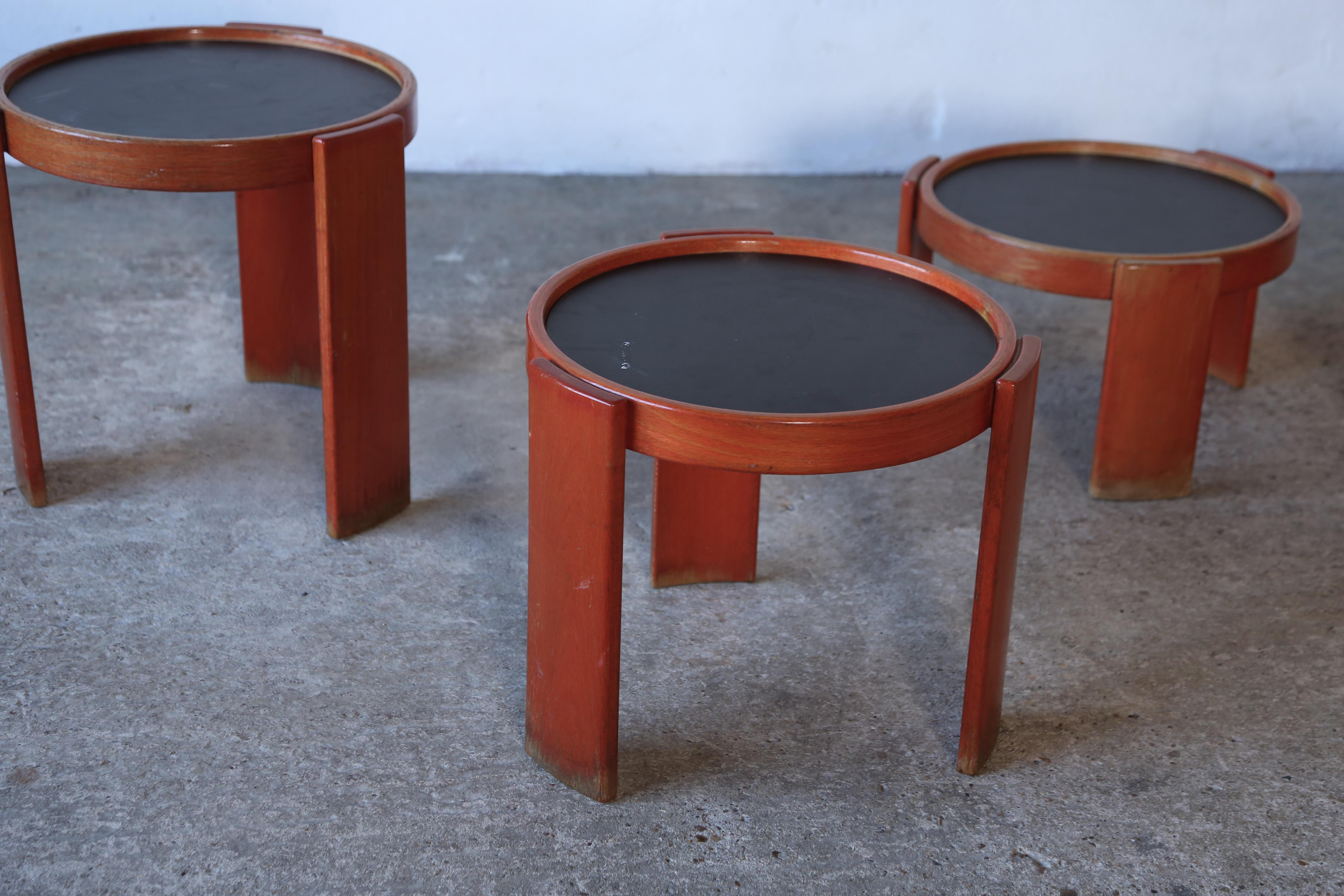 Gianfranco Frattini for Cassina Nesting / Stacking Tables, Italy, 1970s For Sale 1
