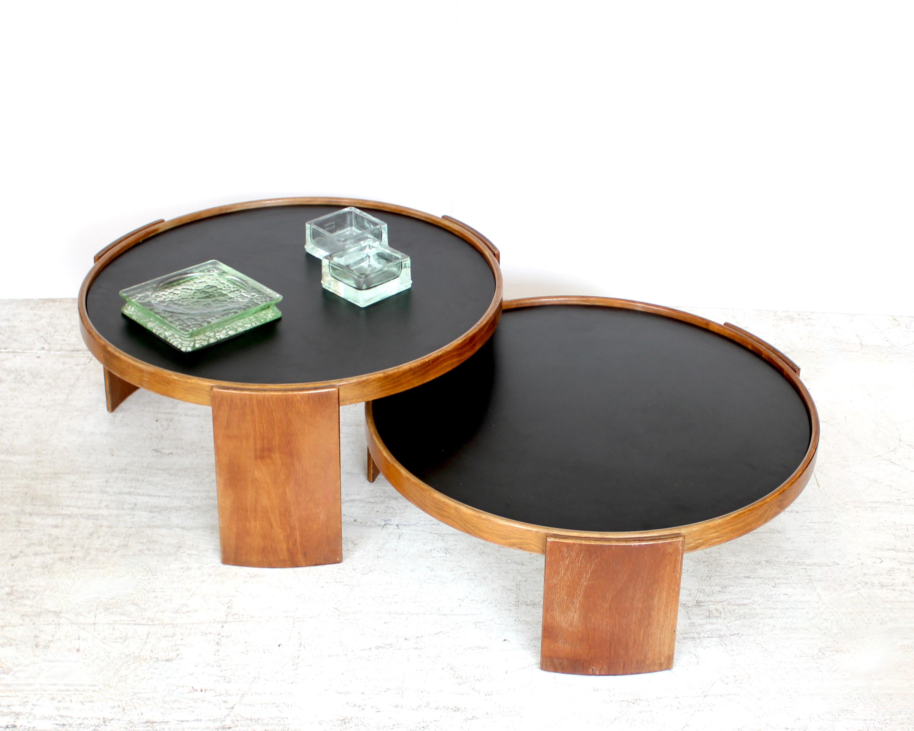 Gianfranco Frattini für Cassina Kaffee-Paar  Tische für Cassina Model No. 783 (Mitte des 20. Jahrhunderts) im Angebot