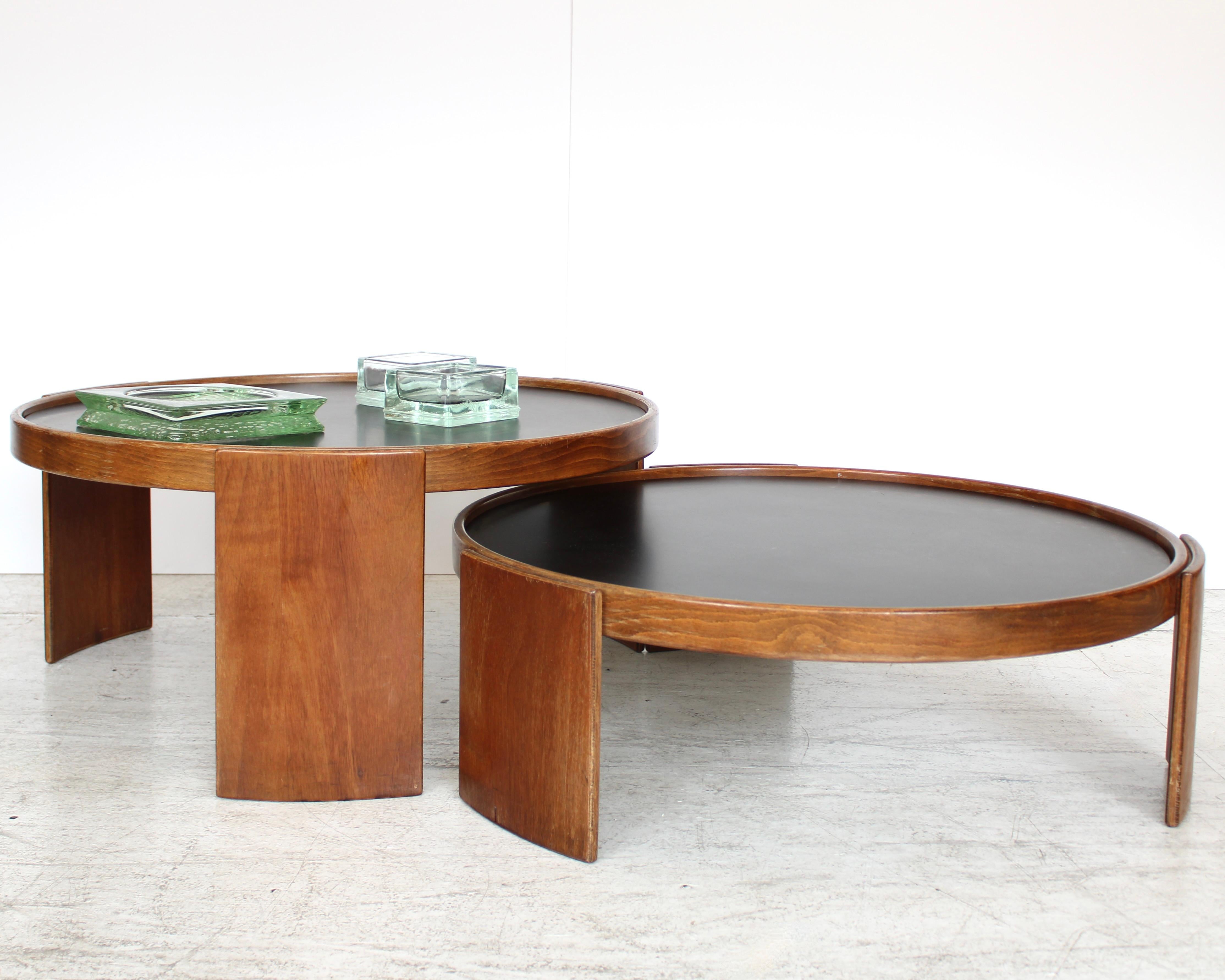 Gianfranco Frattini für Cassina Kaffee-Paar  Tische für Cassina Model No. 783 im Angebot 1