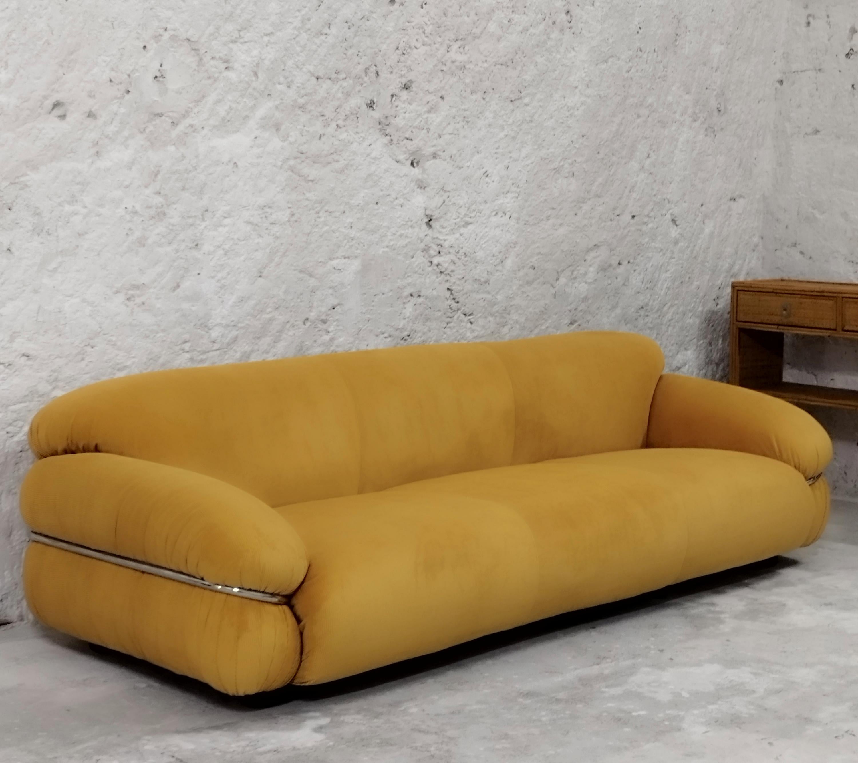 Mid-Century Modern Gianfranco Frattini for Cassina 