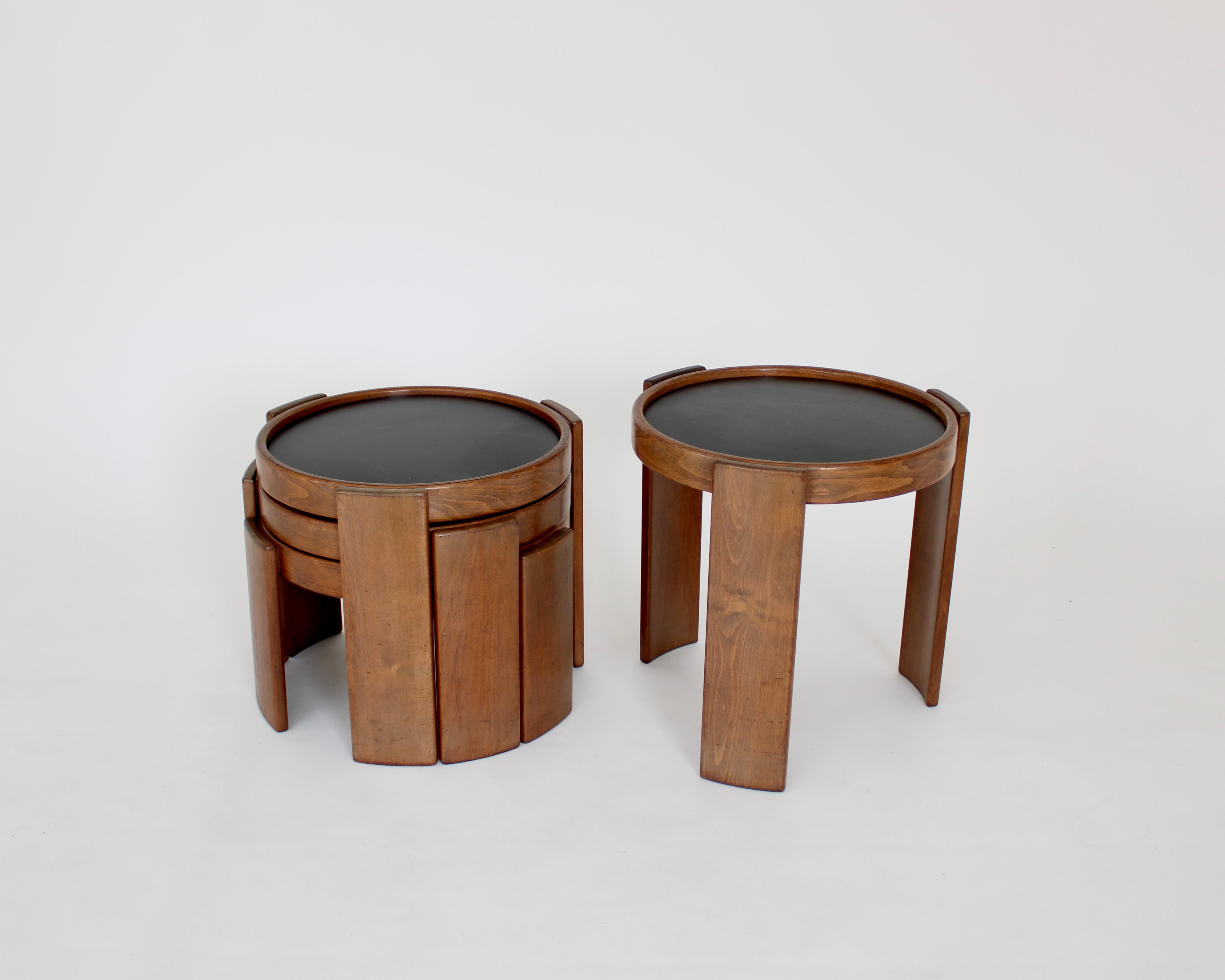 Mid-20th Century Gianfranco Frattini for Cassina Set of Stacking Tables for Cassina Model 780 