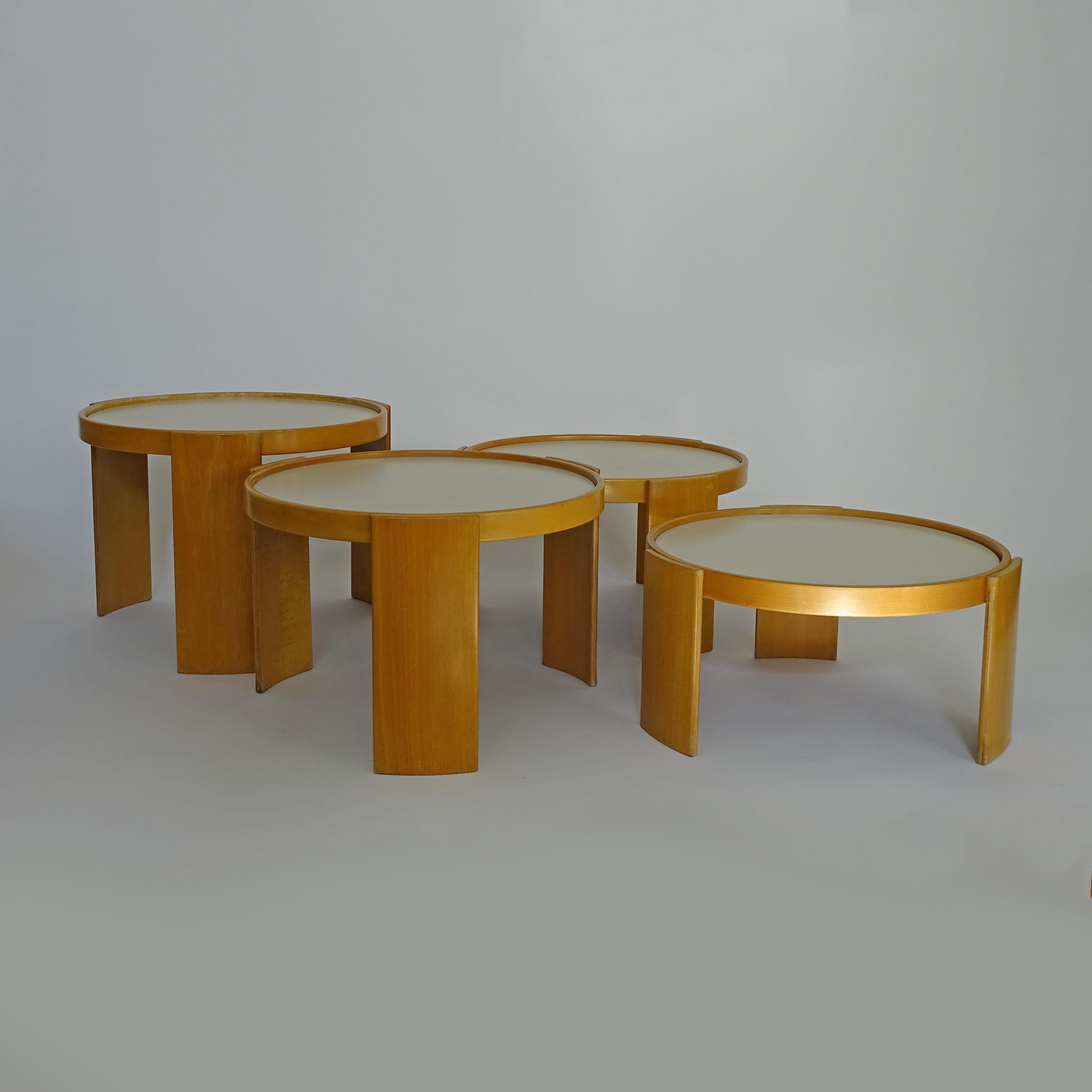 Gianfranco Frattini Tavoli da nido in versione grande per Cassina, Italia, 1966 in vendita 1