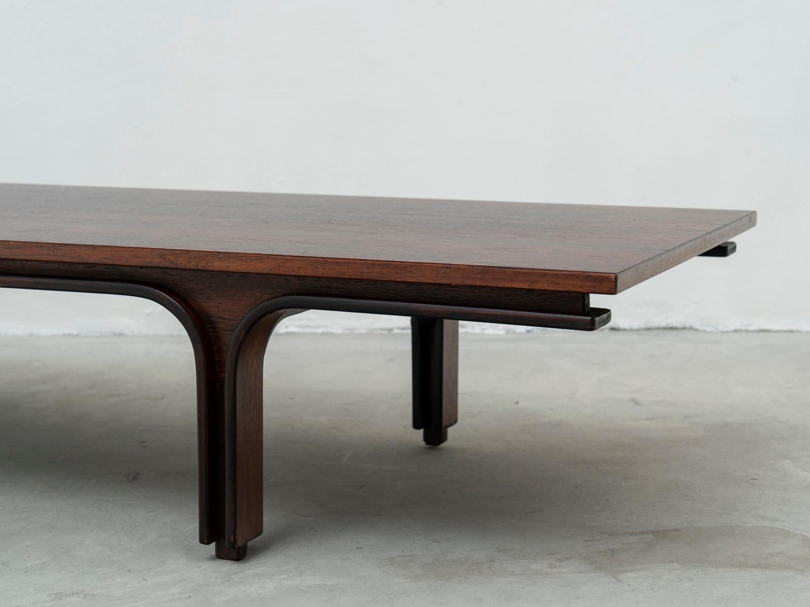 Italian Gianfranco Frattini Midcentury Mod 514 Large Rosewood Low Table for Bernini 1956 For Sale