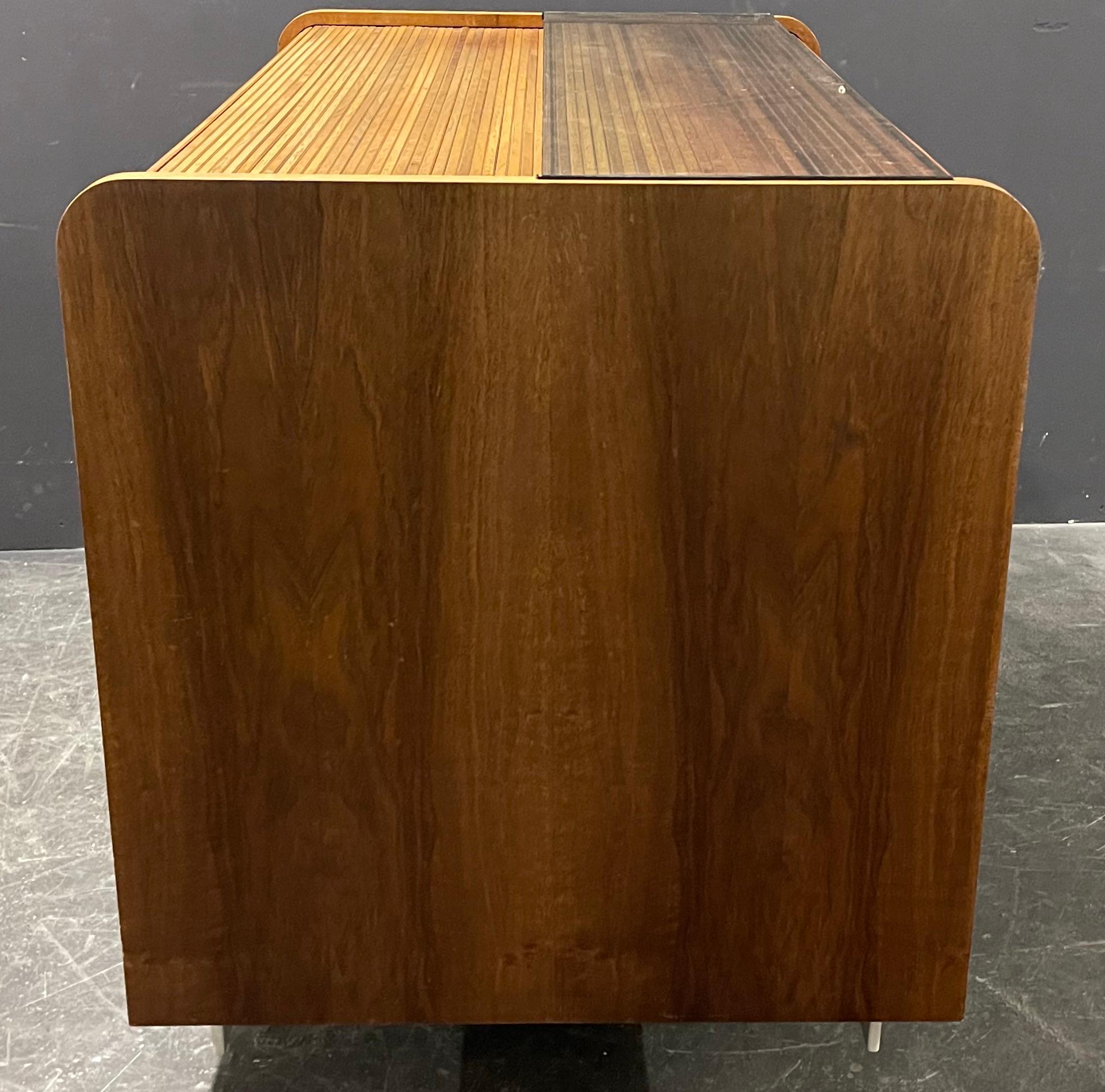 Gianfranco Frattini Mod. 804 Rolltop Desk For Sale 2