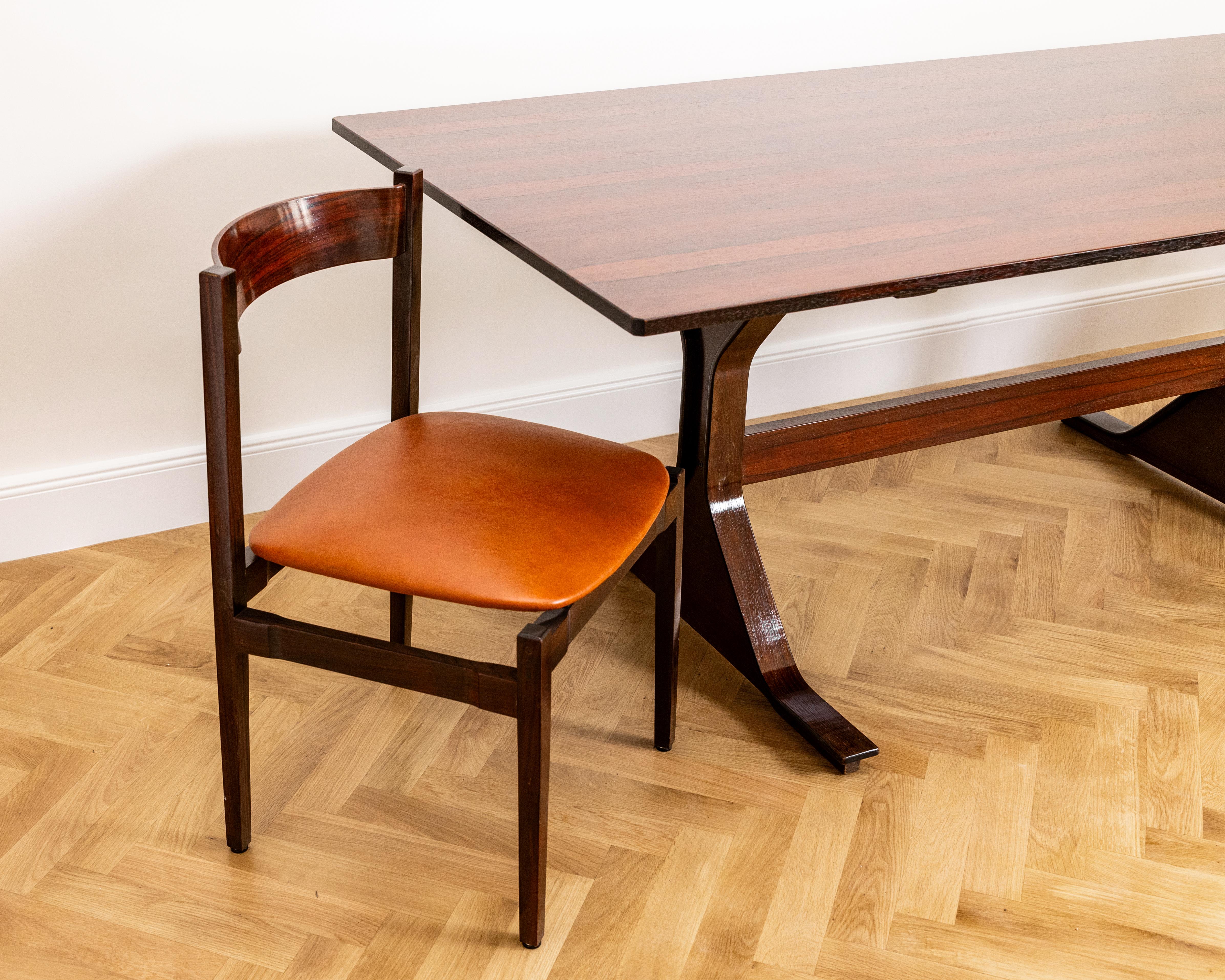 Table de salle à manger Gianfranco Frattini Model No 522 en Palo Santo pour Bernini, Italie en vente 3