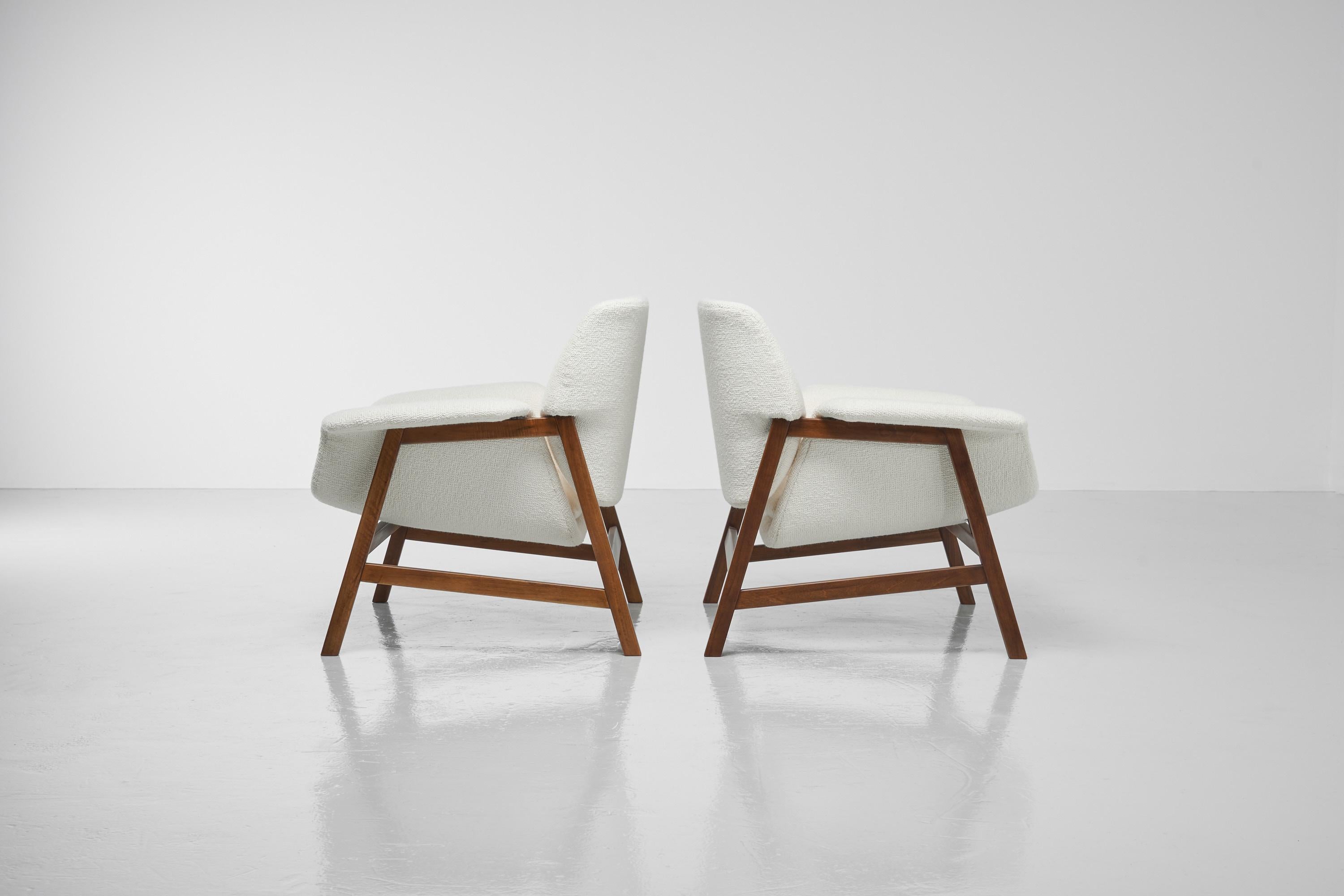 Gianfranco Frattini model 849 chairs Cassina Italy 1956 2