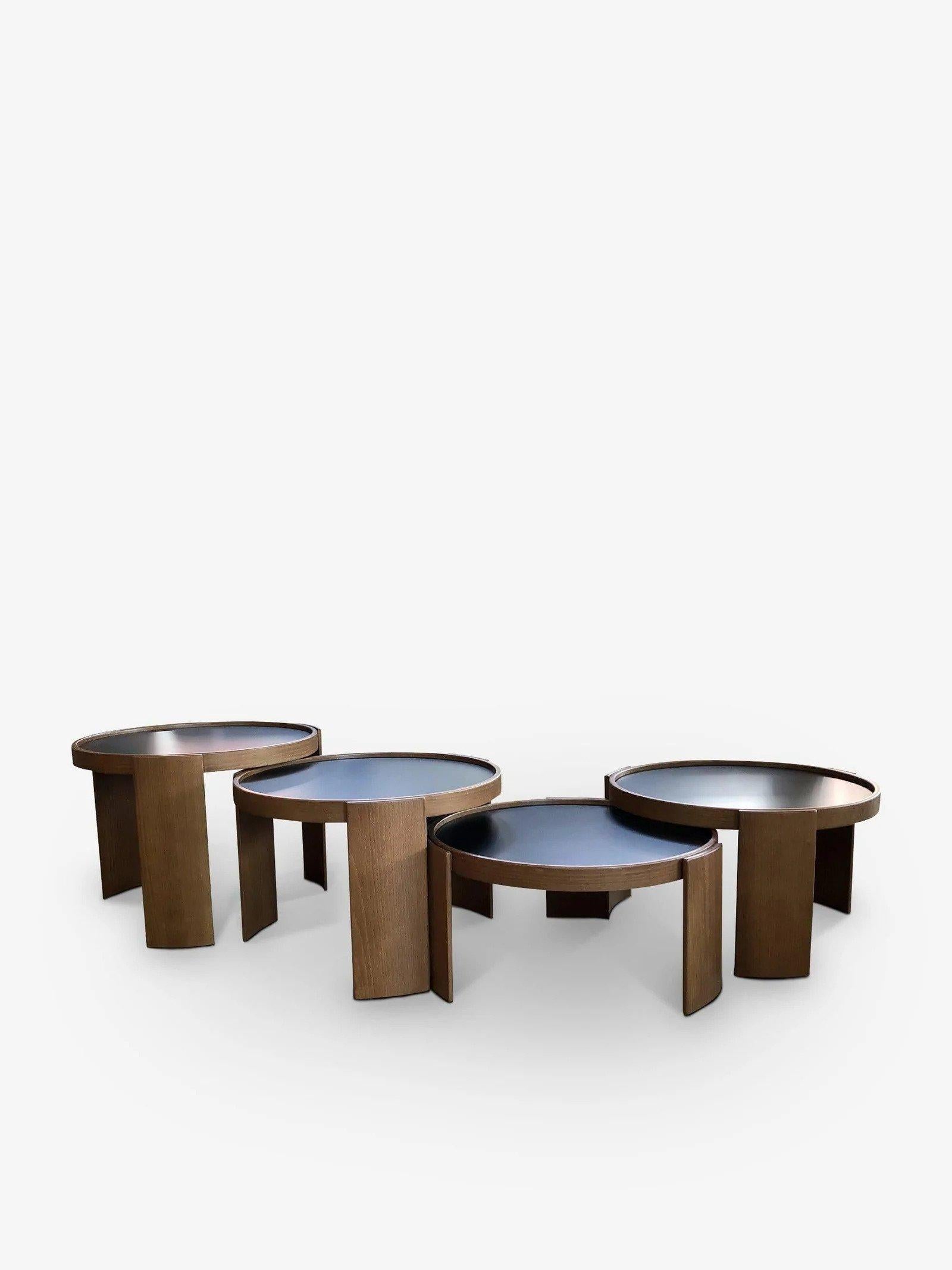 Gianfranco Frattini Nest of 4 Tables in Stained Walnut In New Condition For Sale In Sag Harbor, NY