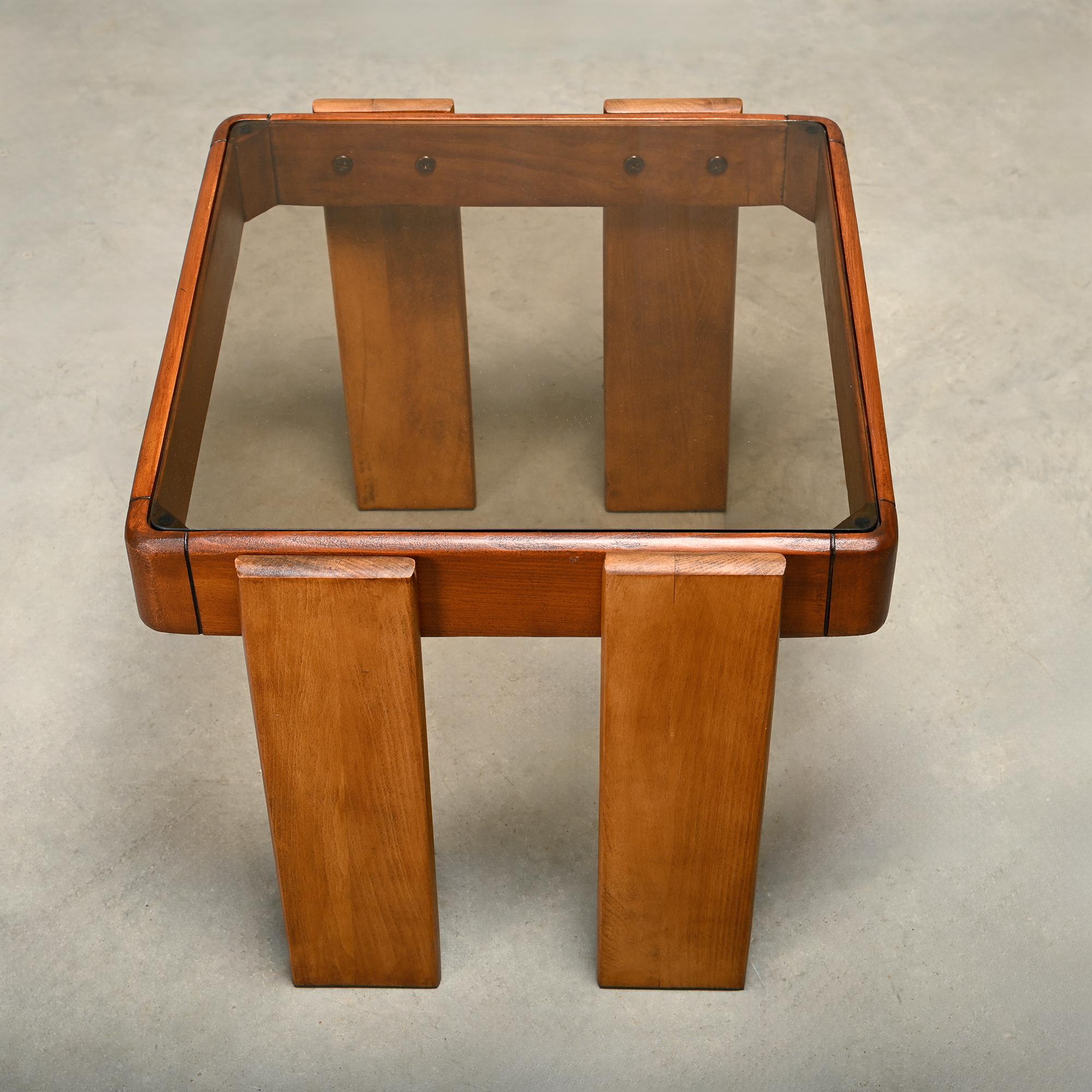 Gianfranco Frattini Nesting Tables in stained wood for Cassina and Meblo, 1970's For Sale 10