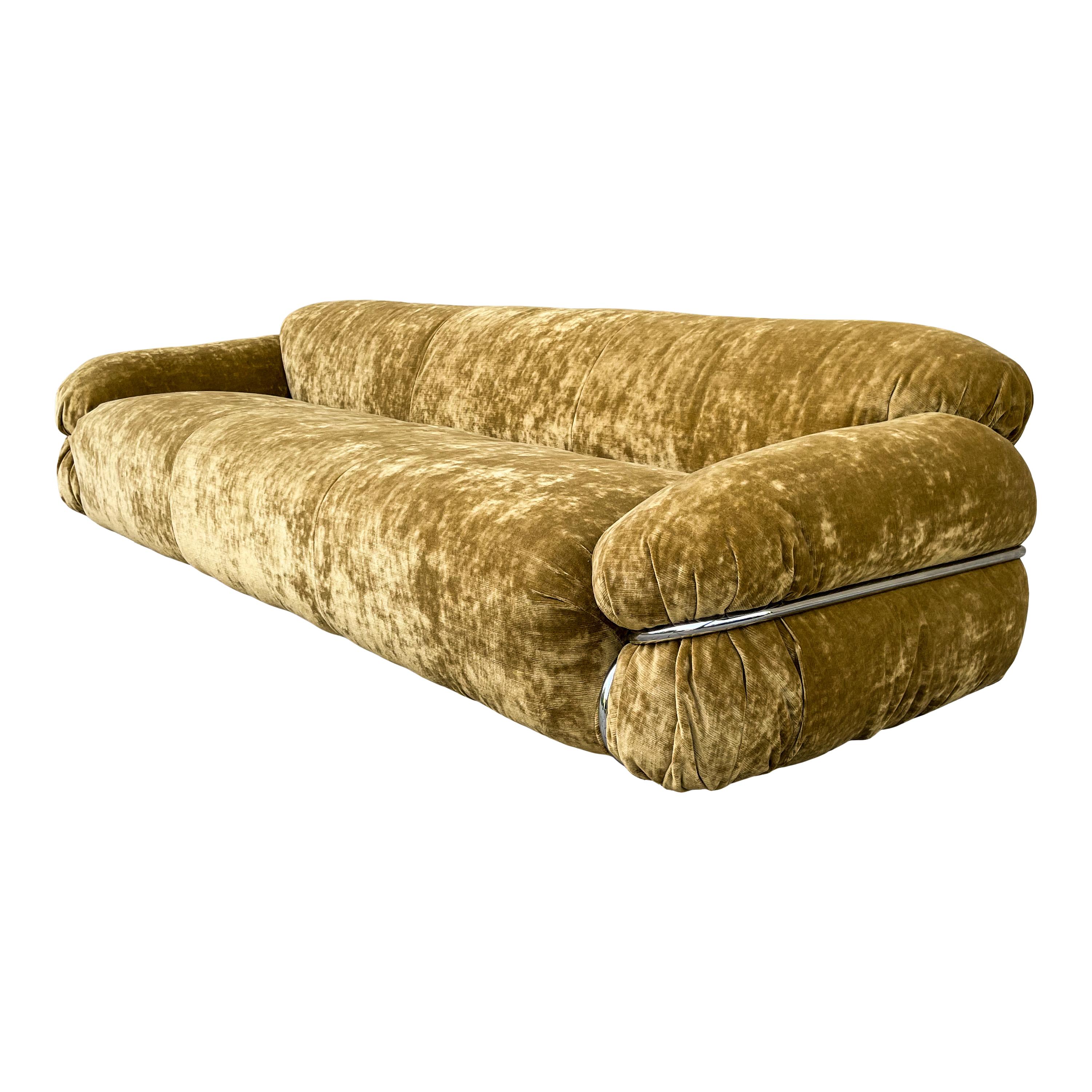 Space Age Gianfranco Frattini Ocher Velvet Sesann Living Room Set for Cassina, 1972 For Sale