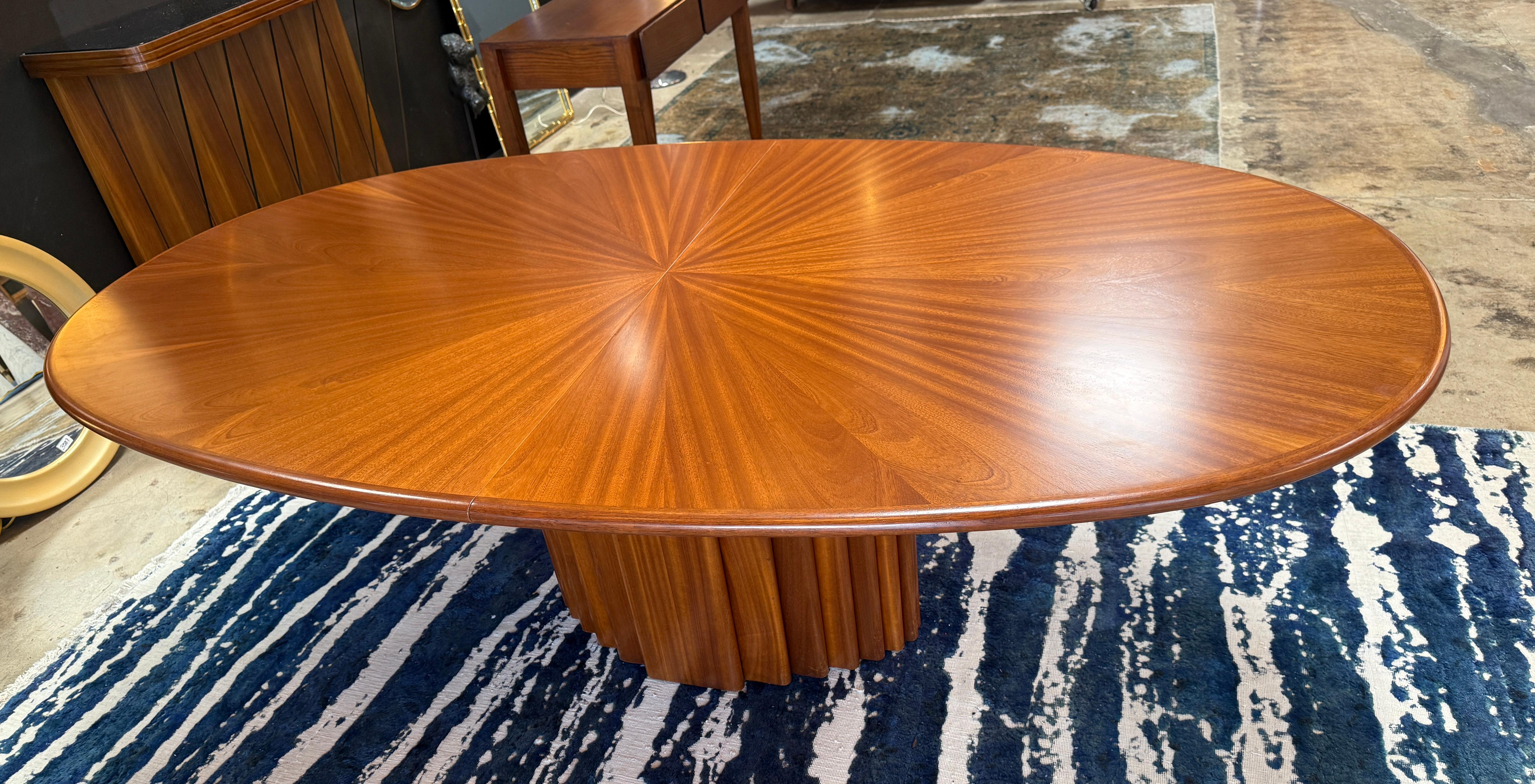 Gianfranco Frattini Oval Dining Table in Walnut with Extension, Italy, 1970s For Sale 2