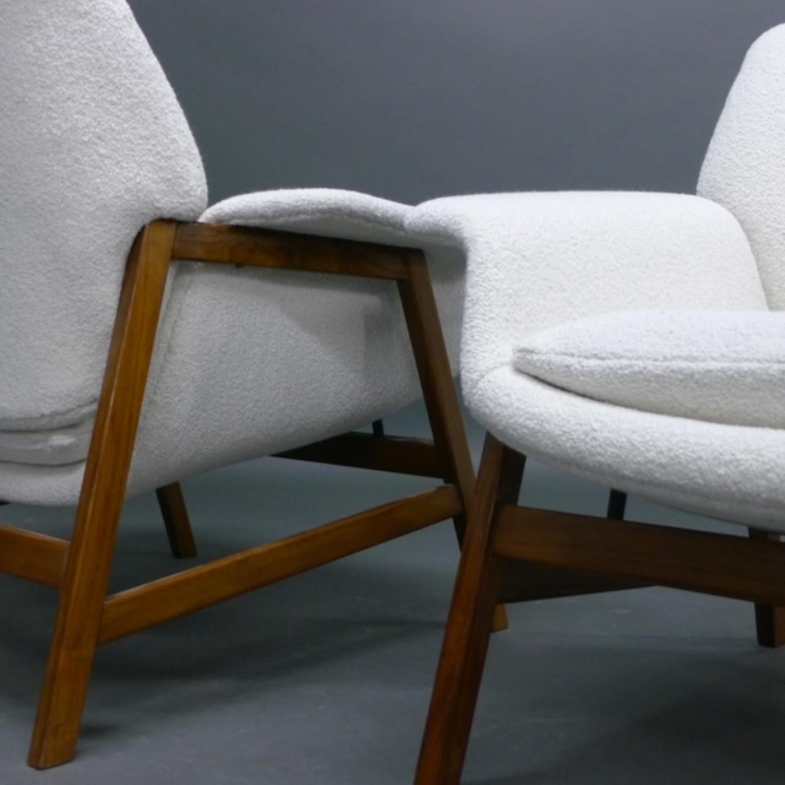 Gianfranco Frattini, Pair of Lounge Chairs, model 849 for Cassina, 1950s For Sale 2