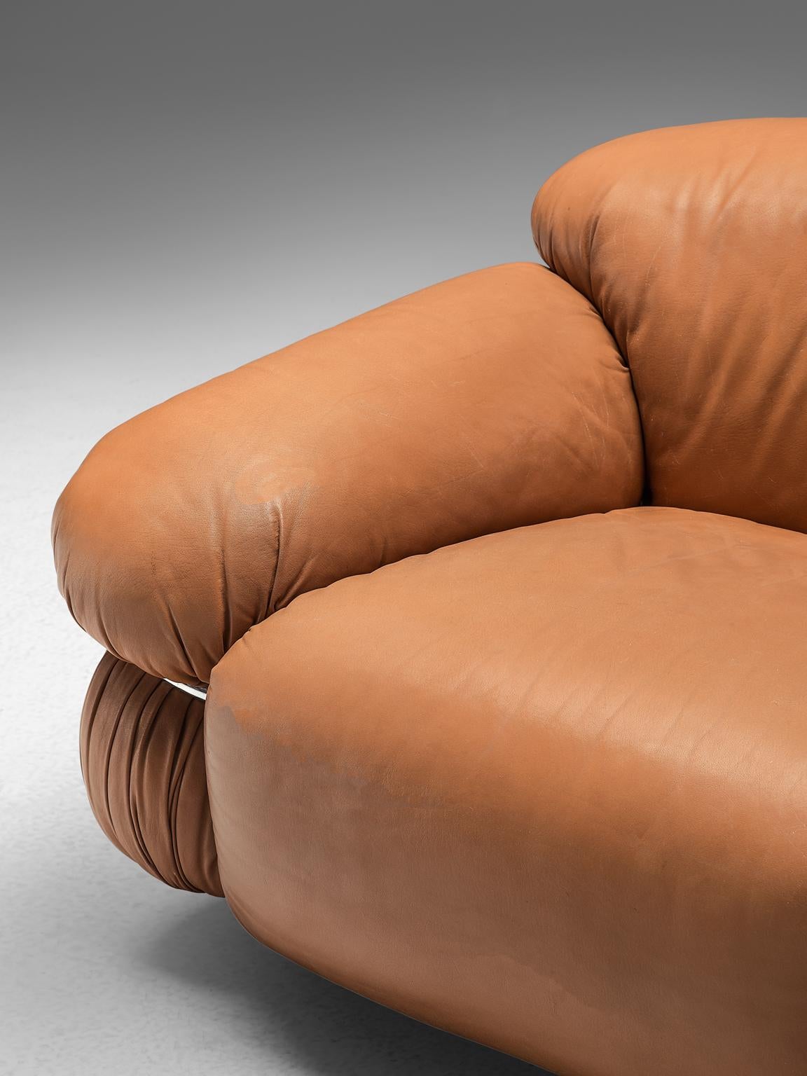 Mid-20th Century Gianfranco Frattini Pair of 'Sesann' Lounge Chairs in Original Cognac Leather