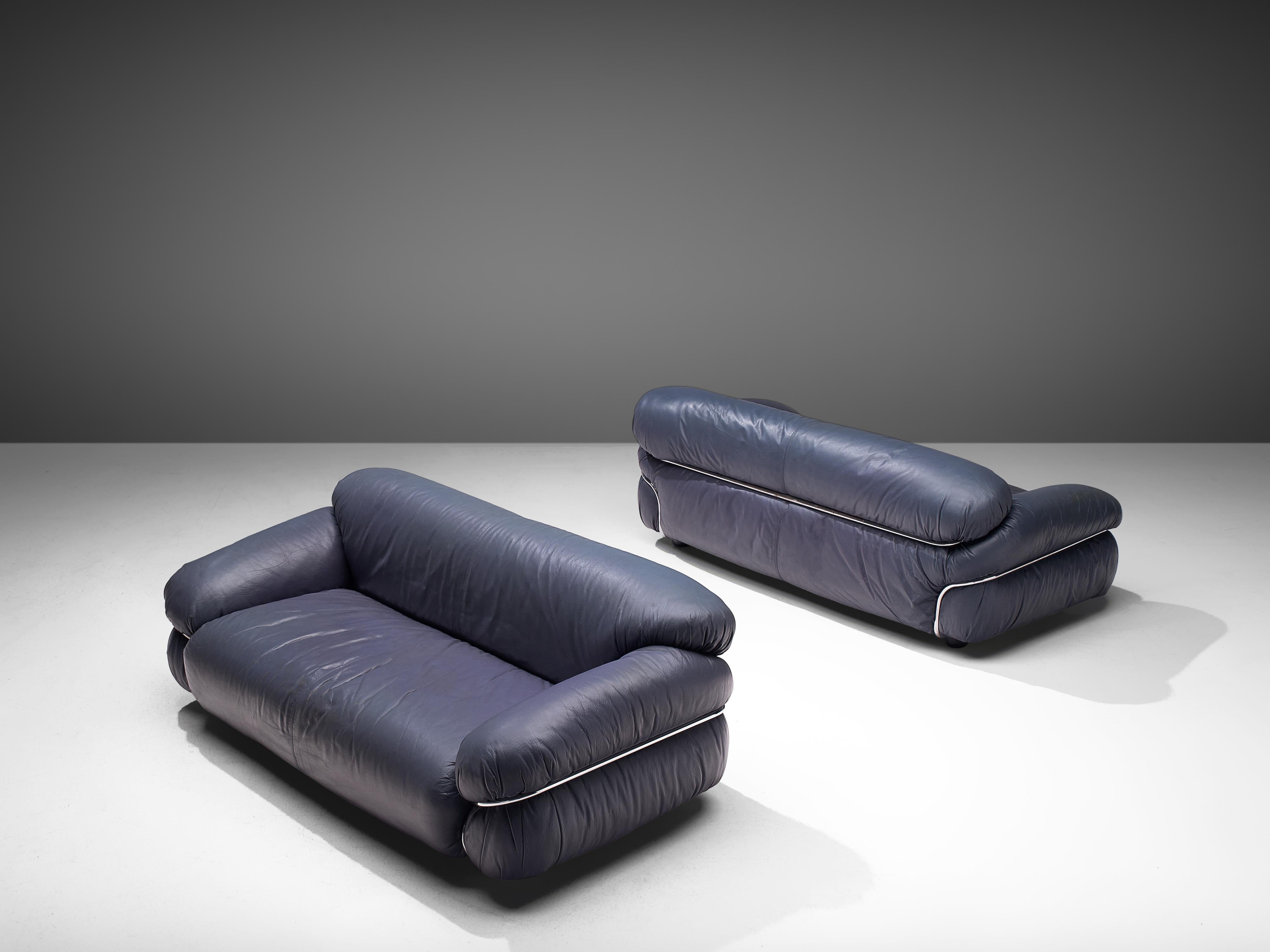Gianfranco Frattini 'Sesann' Sofas in Blue Leather 1