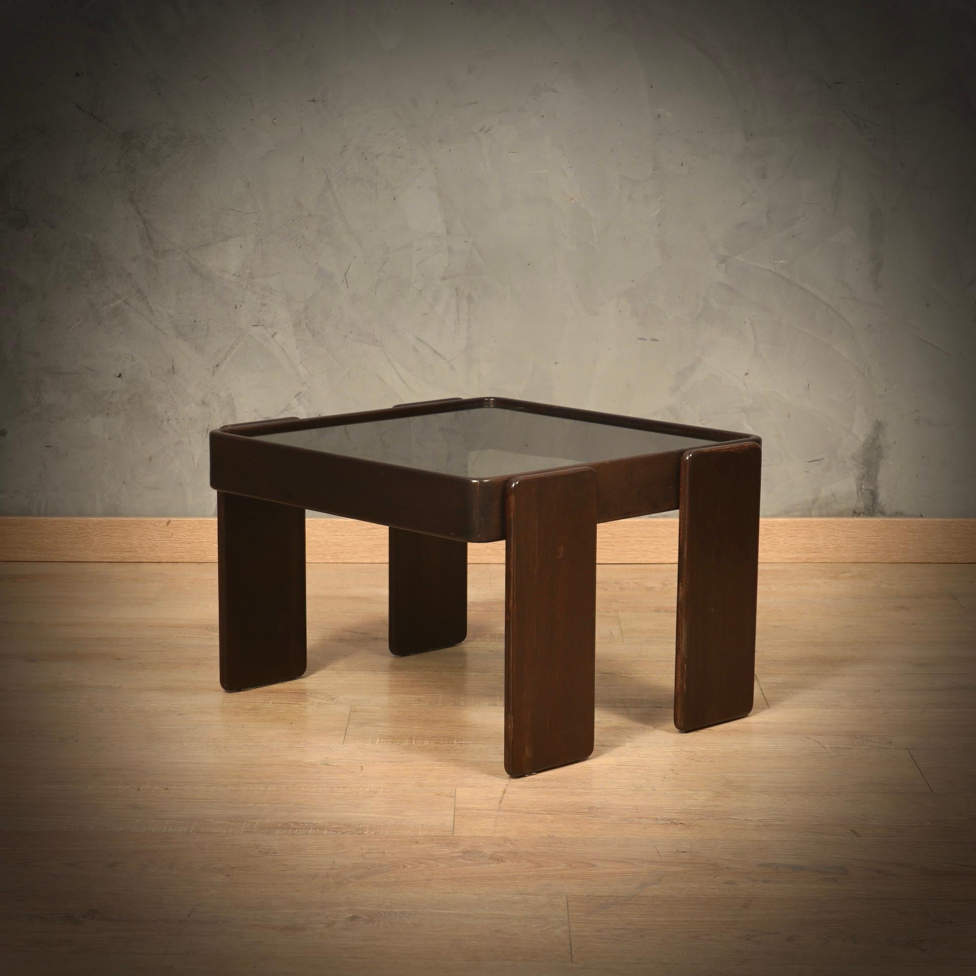 Mid-20th Century Gianfranco Frattini per Cassina Walnut and Glass Coffee Cocktail Table, 1960