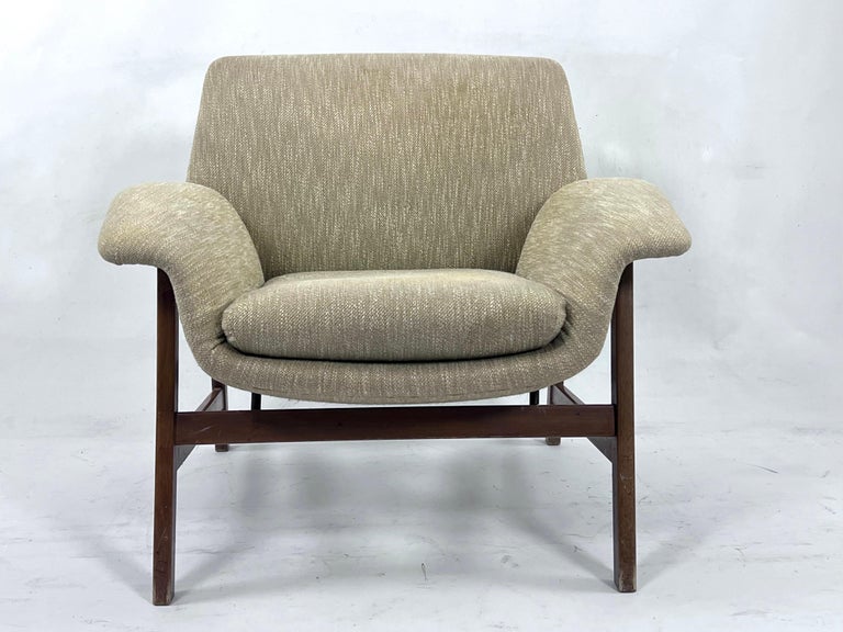 Gianfranco Frattini, Rare First Serie of Model 849 Armchair, Italy, 1958 For Sale 1