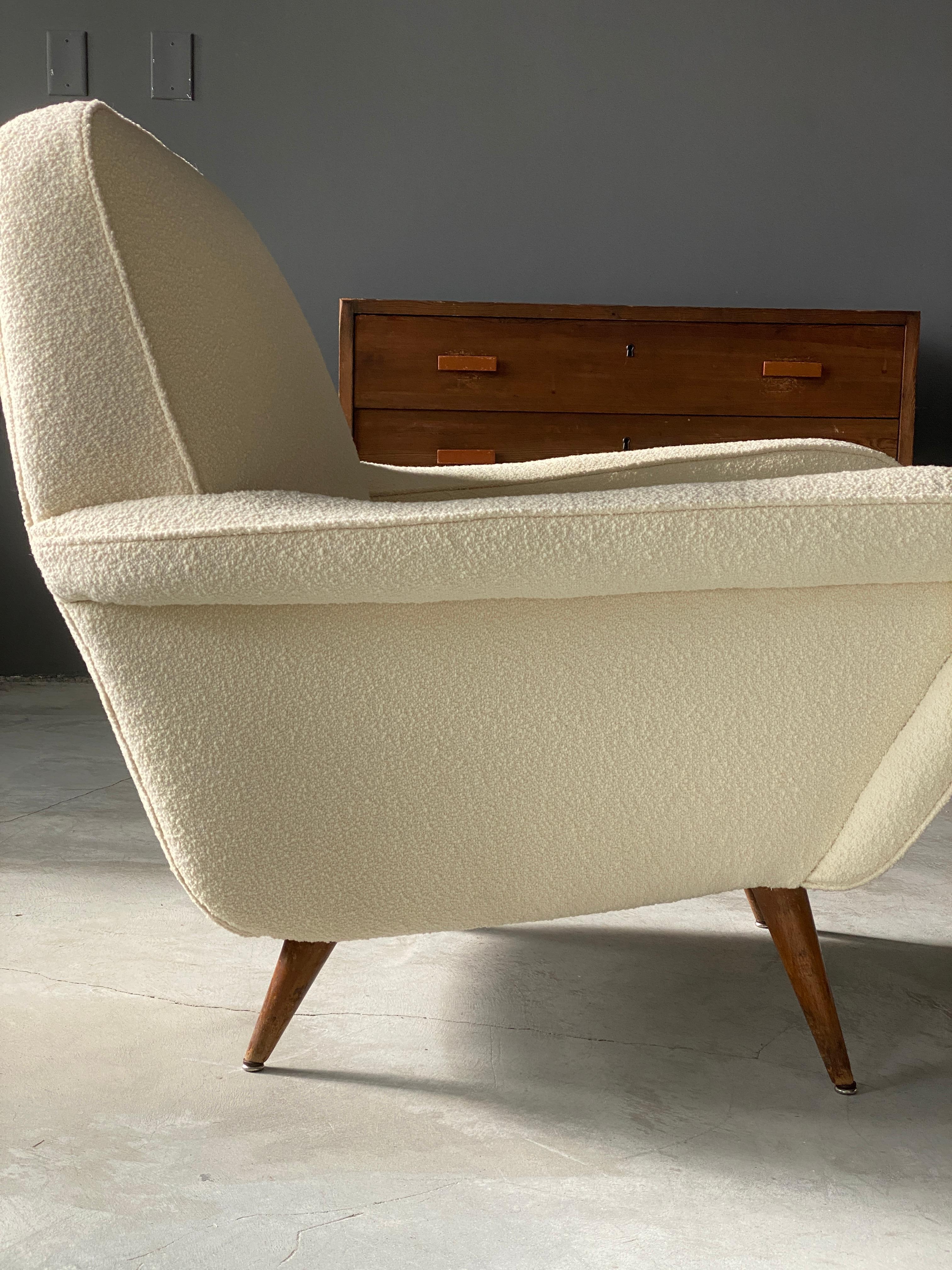 Gianfranco Frattini, Rare Lounge Chairs, Bouclé, Wood, Cassina, Italy, 1955 2