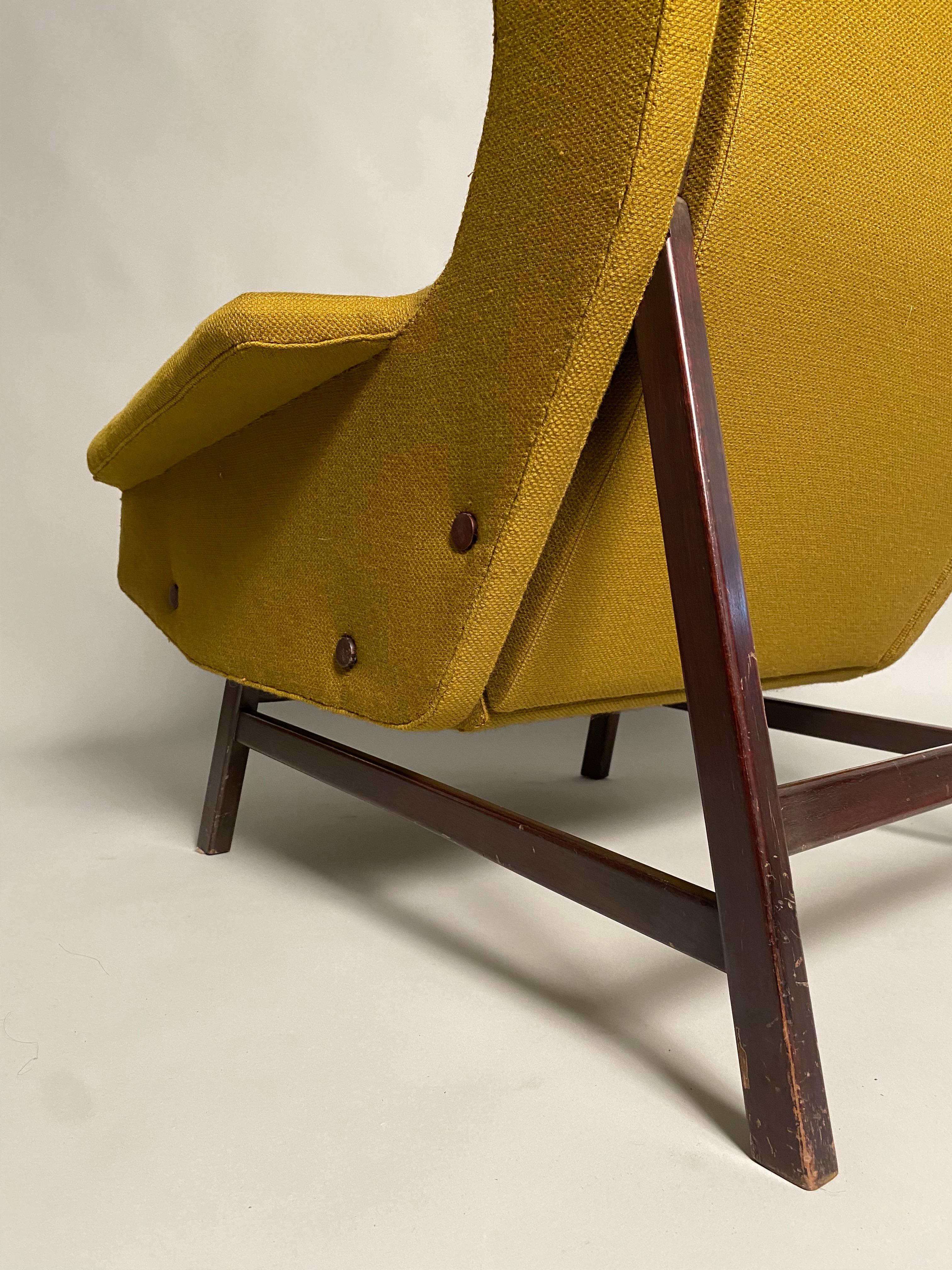 Paire de fauteuils Wingback rares de Gianfranco Frattini, modèle 877, Cassina 1959 Bon état - En vente à Argelato, BO