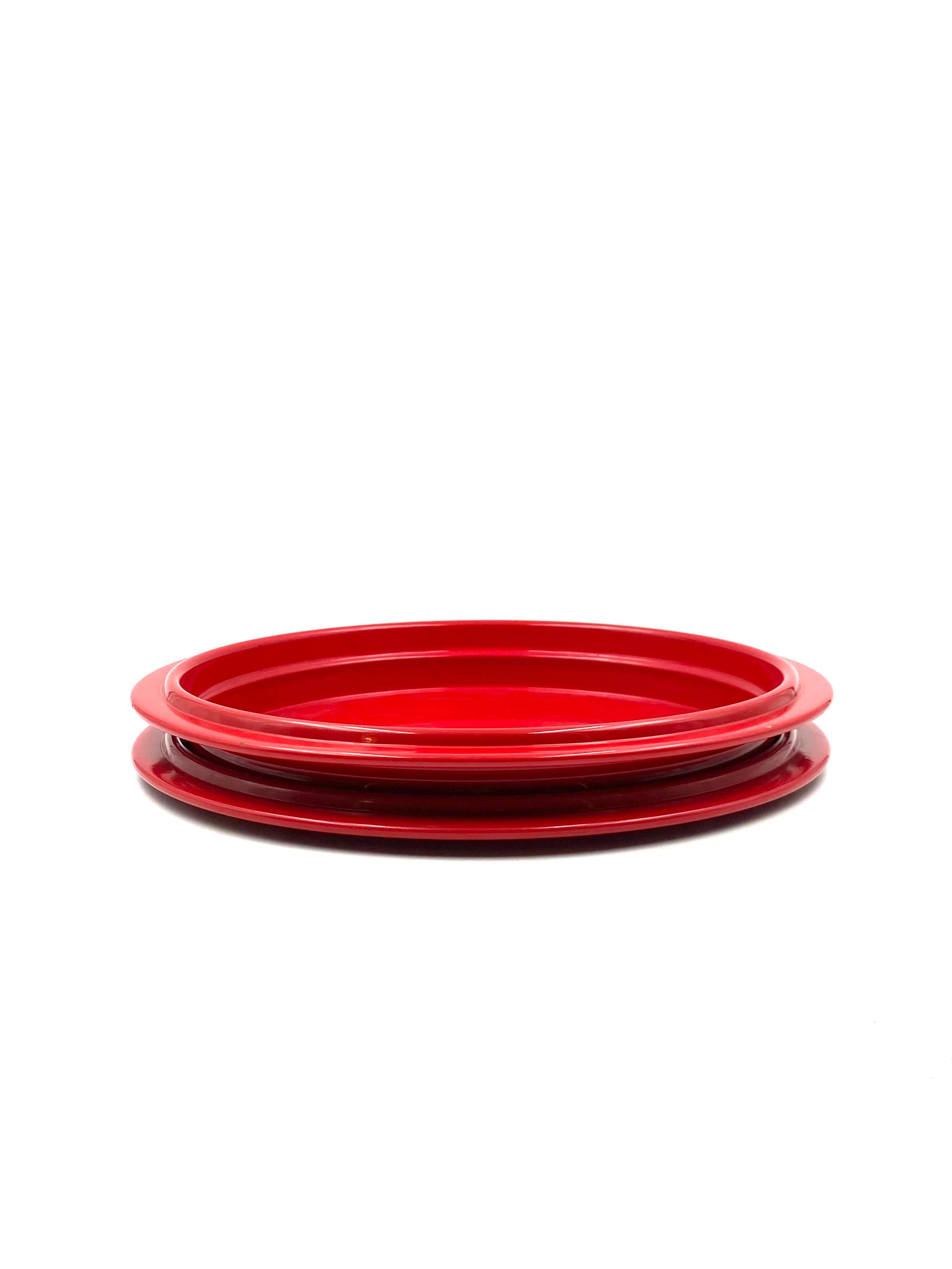 Gianfranco Frattini, Red Centerpiece / Tray, Progetti Italy, 1970s In Excellent Condition For Sale In Firenze, IT