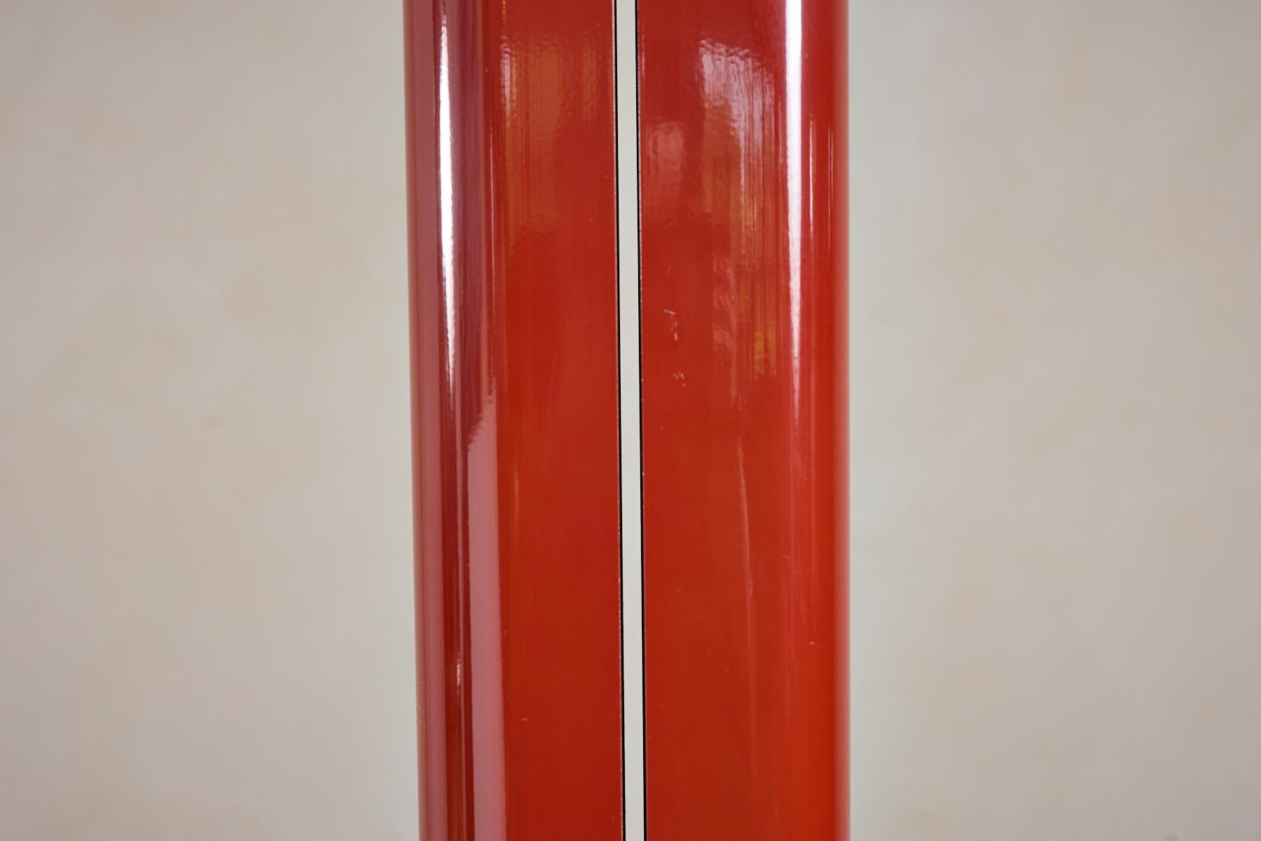 Gianfranco Frattini Red Floor Lamp In Fair Condition For Sale In Beverly Hills, CA