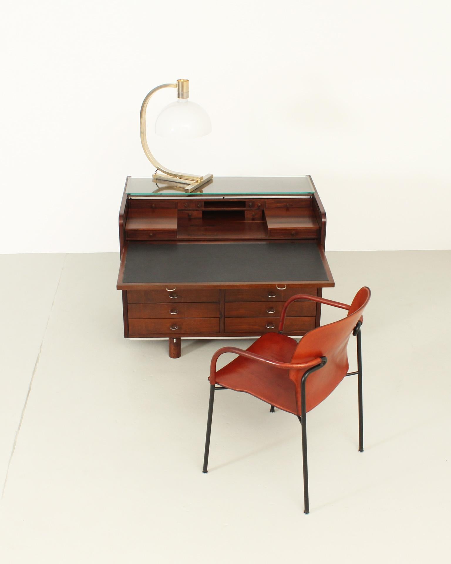 Gianfranco Frattini Desk Model 804 for Bernini, Italy 5