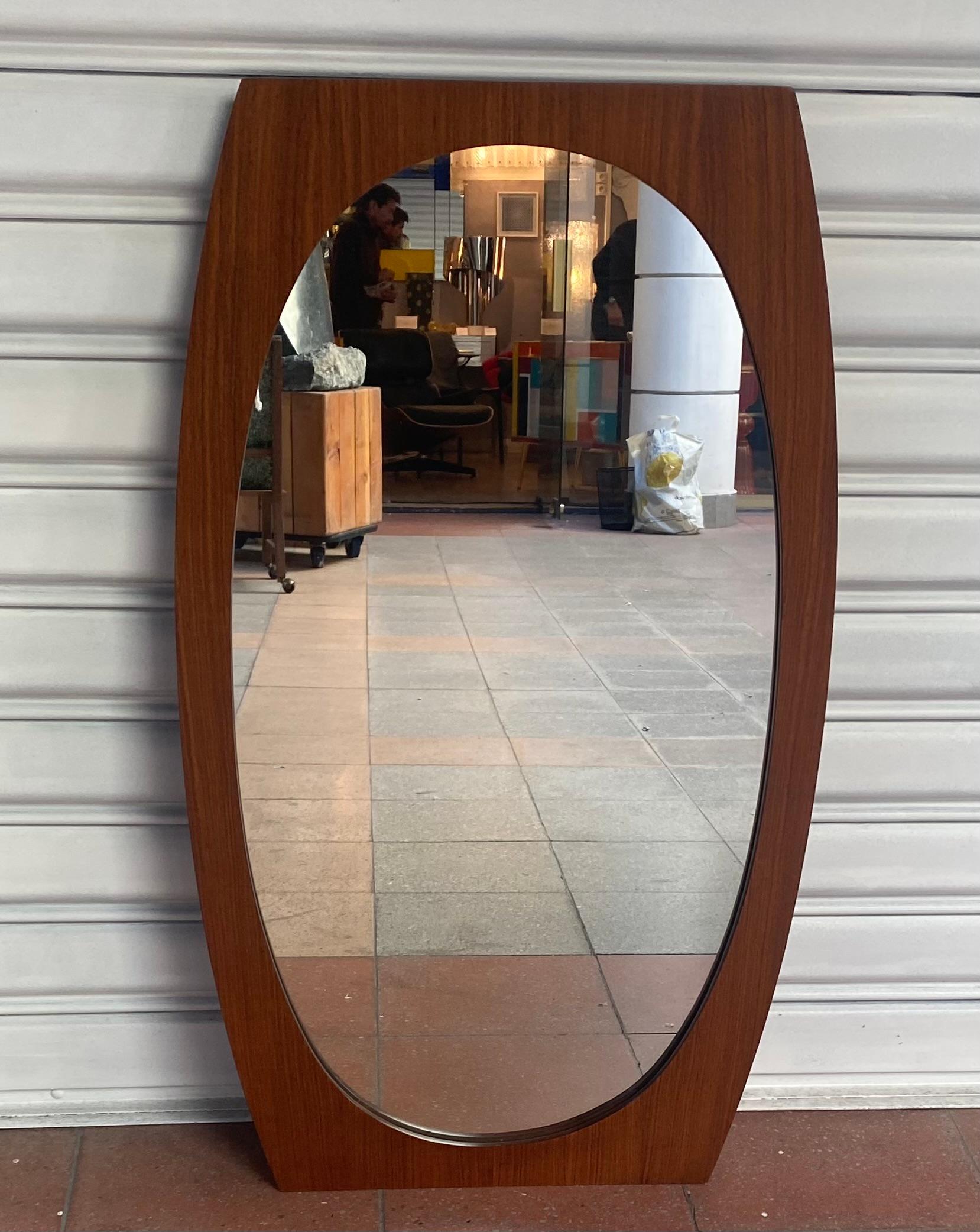 Gianfranco Frattini, Rosewood Mirror, 1970 In Good Condition For Sale In Saint ouen, FR