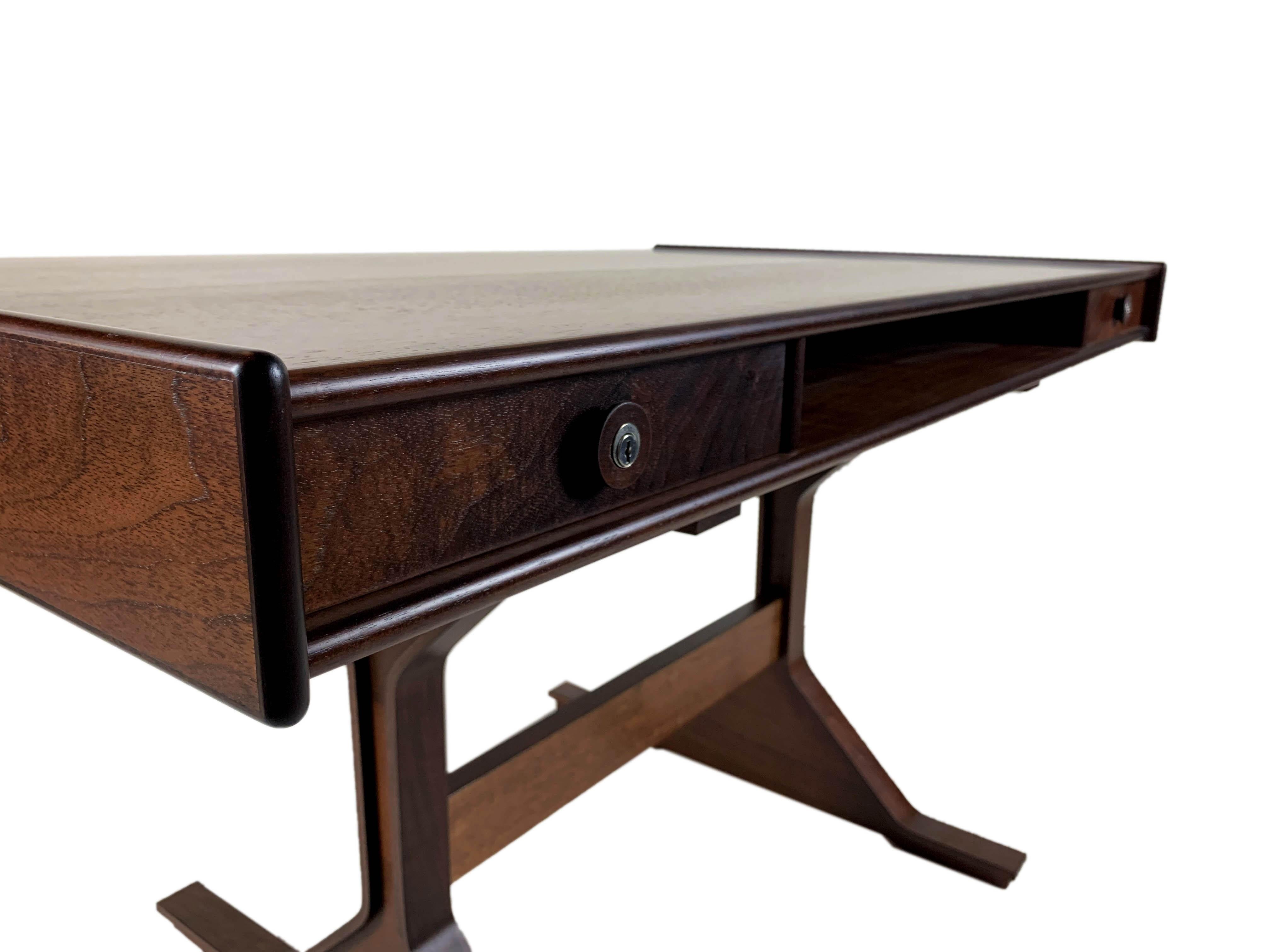 Italian Gianfranco Frattini, scrivania secretaire 530, Bernini 1956 in vendita