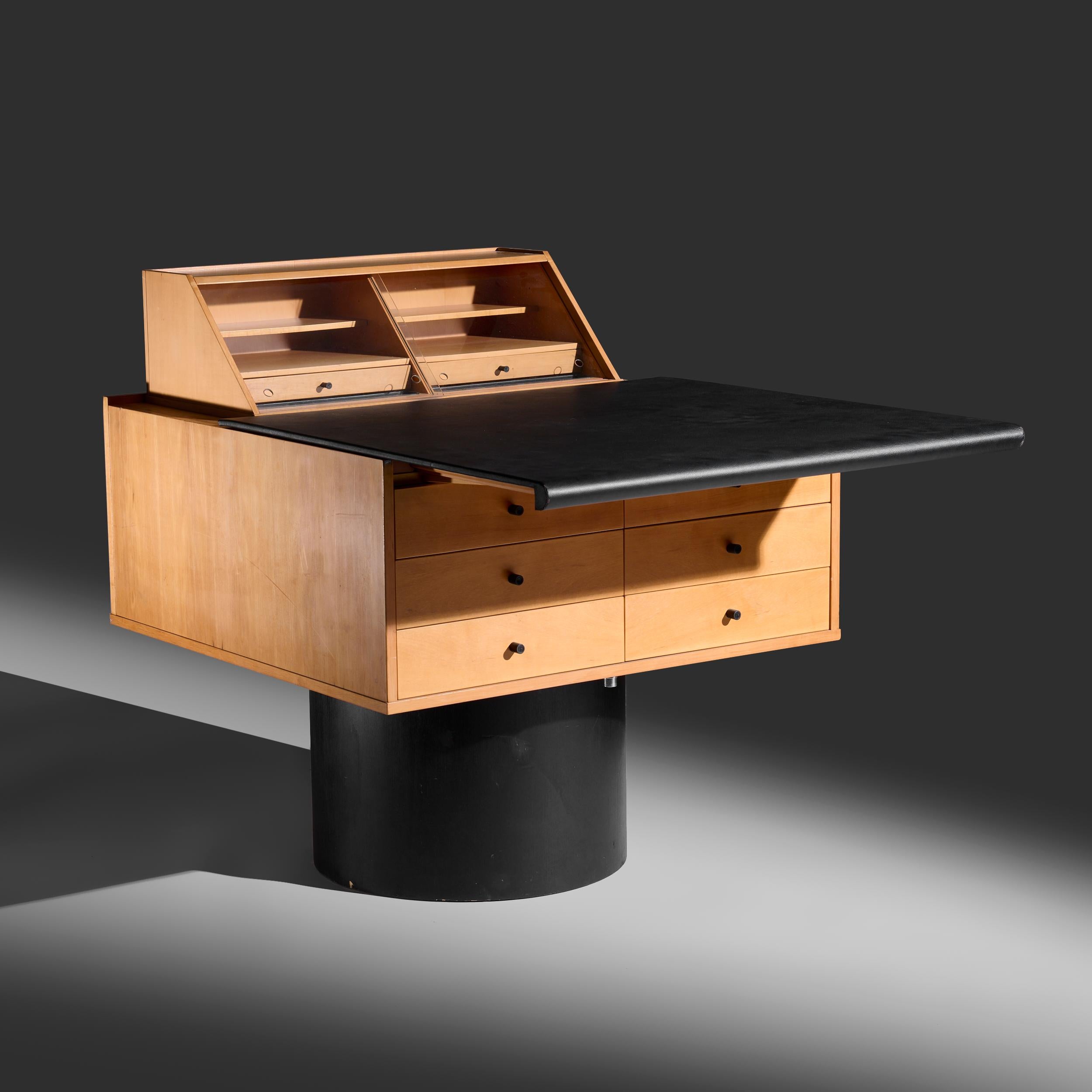 Mid-Century Modern Gianfranco Frattini Sesamo desk for Bernini Italy, 1980s For Sale