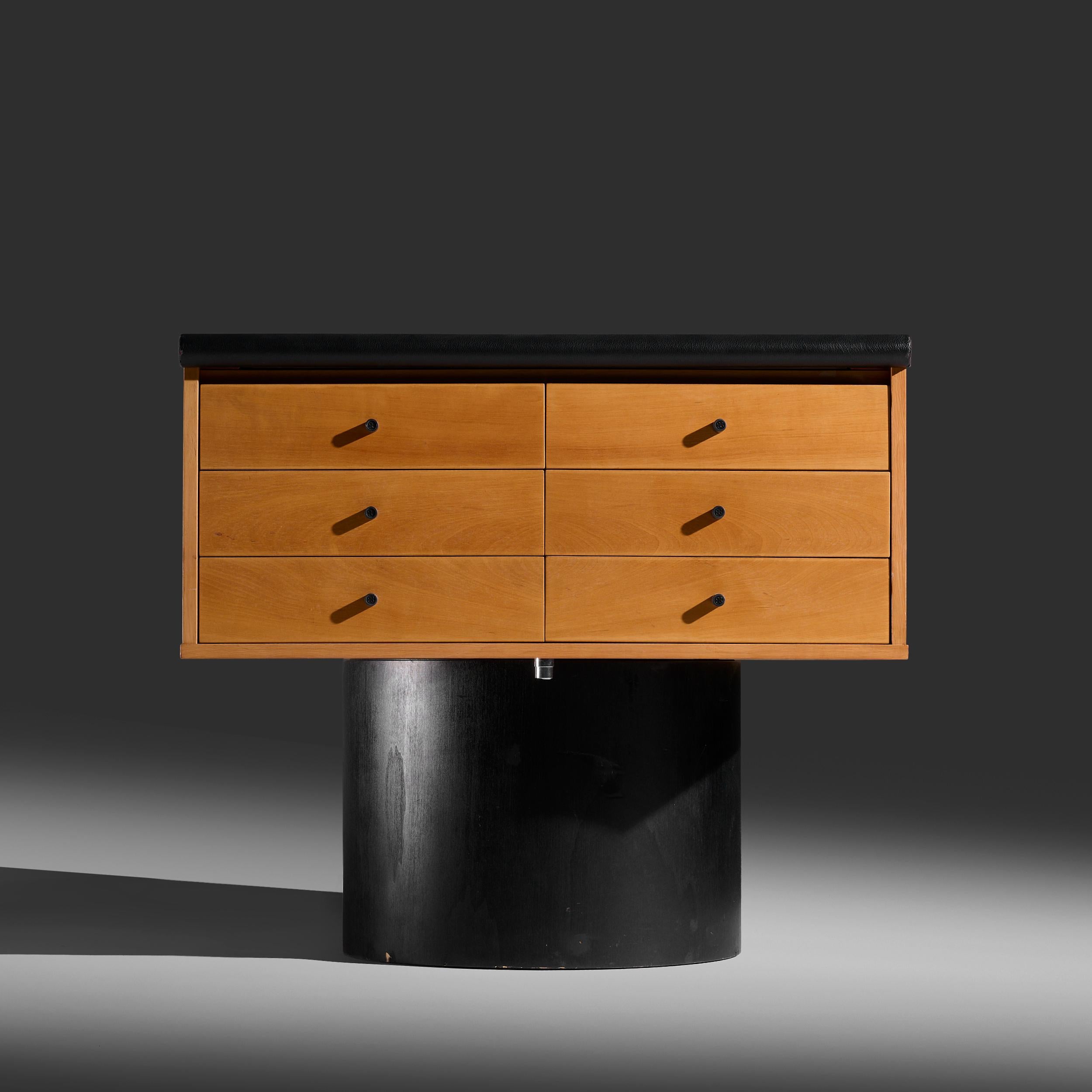 Gianfranco Frattini Sesamo desk for Bernini Italy, 1980s In Good Condition For Sale In Skokie, IL